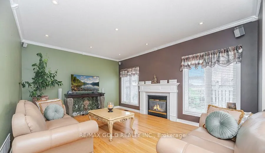 Detached Home For Sale | W13236774
