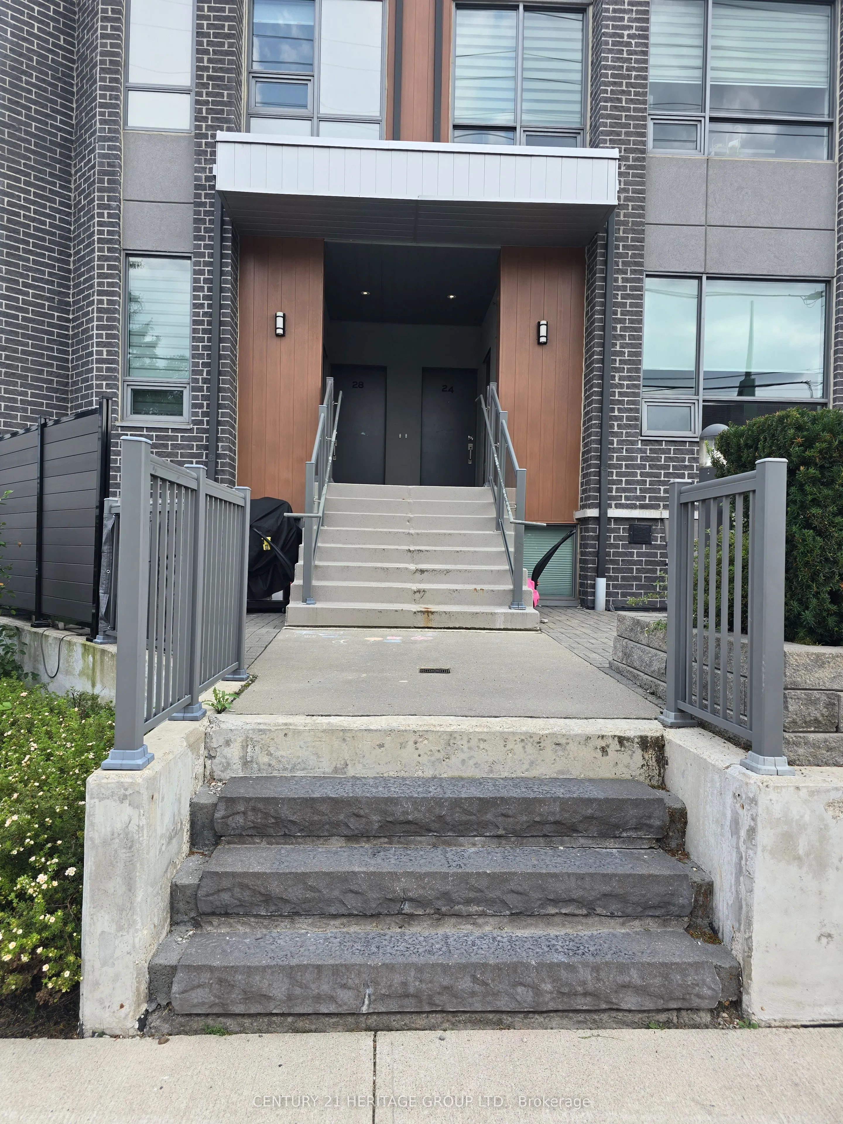 Property For Lease | W13236914