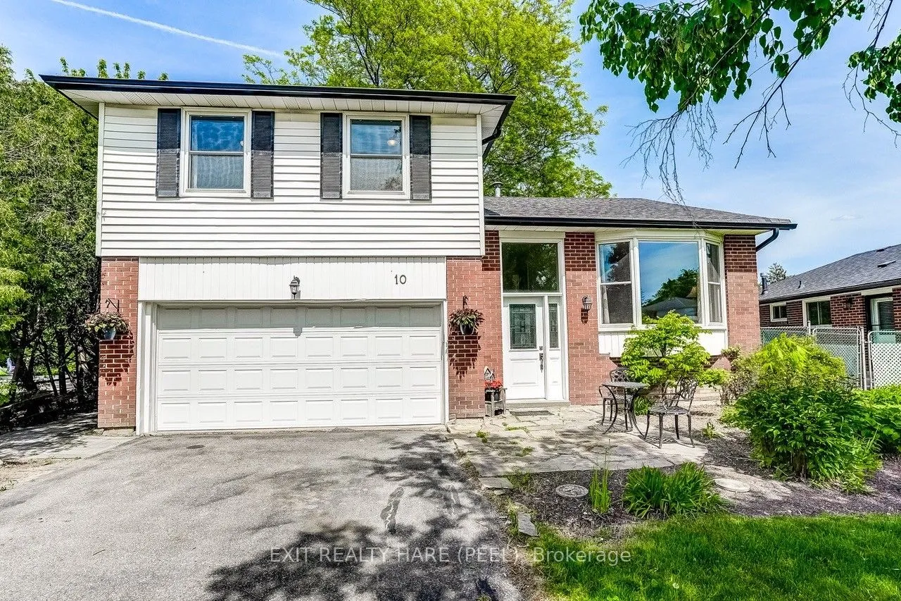 Detached Home For Sale | W13236936