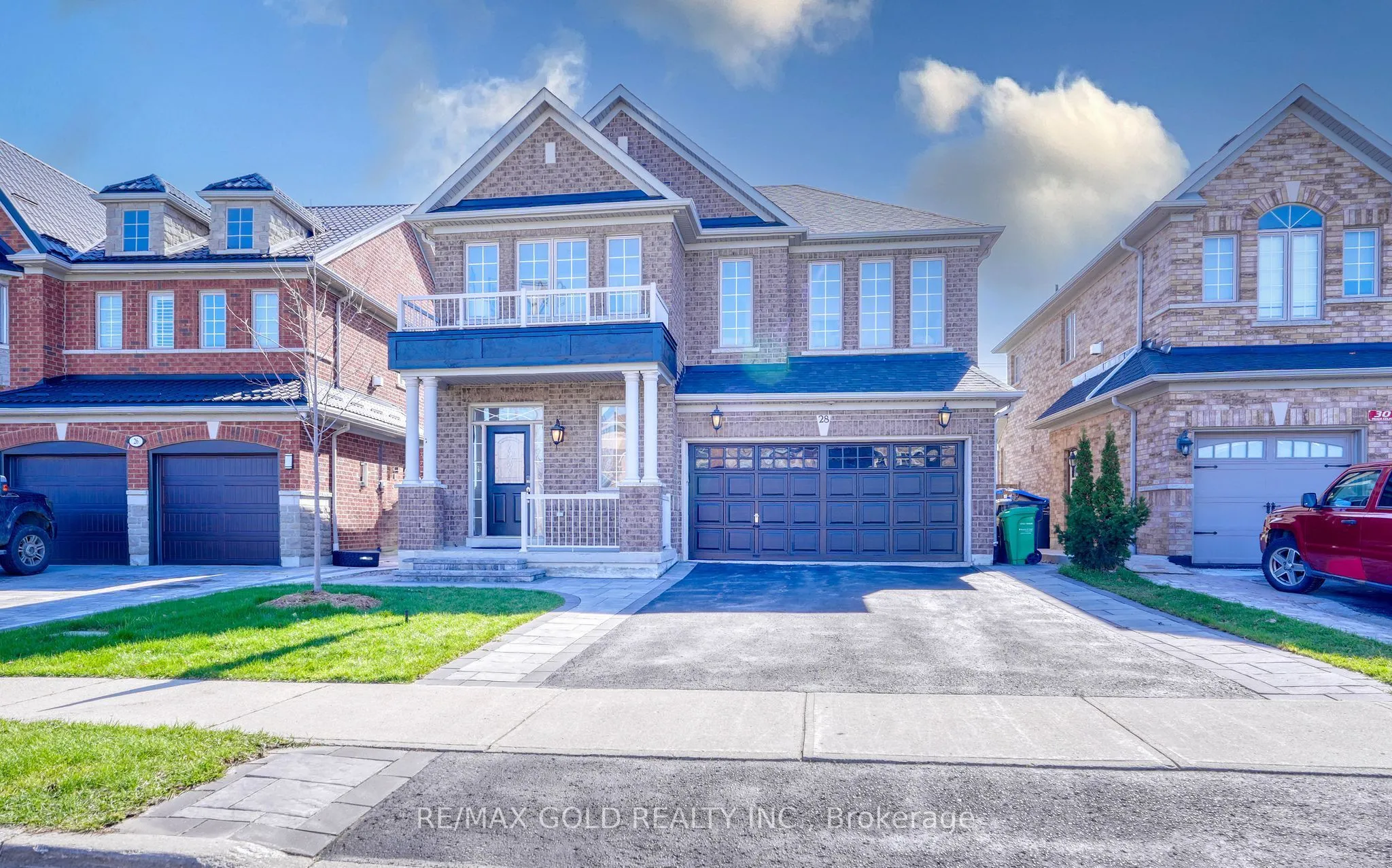 Detached Home For Sale | W13236948