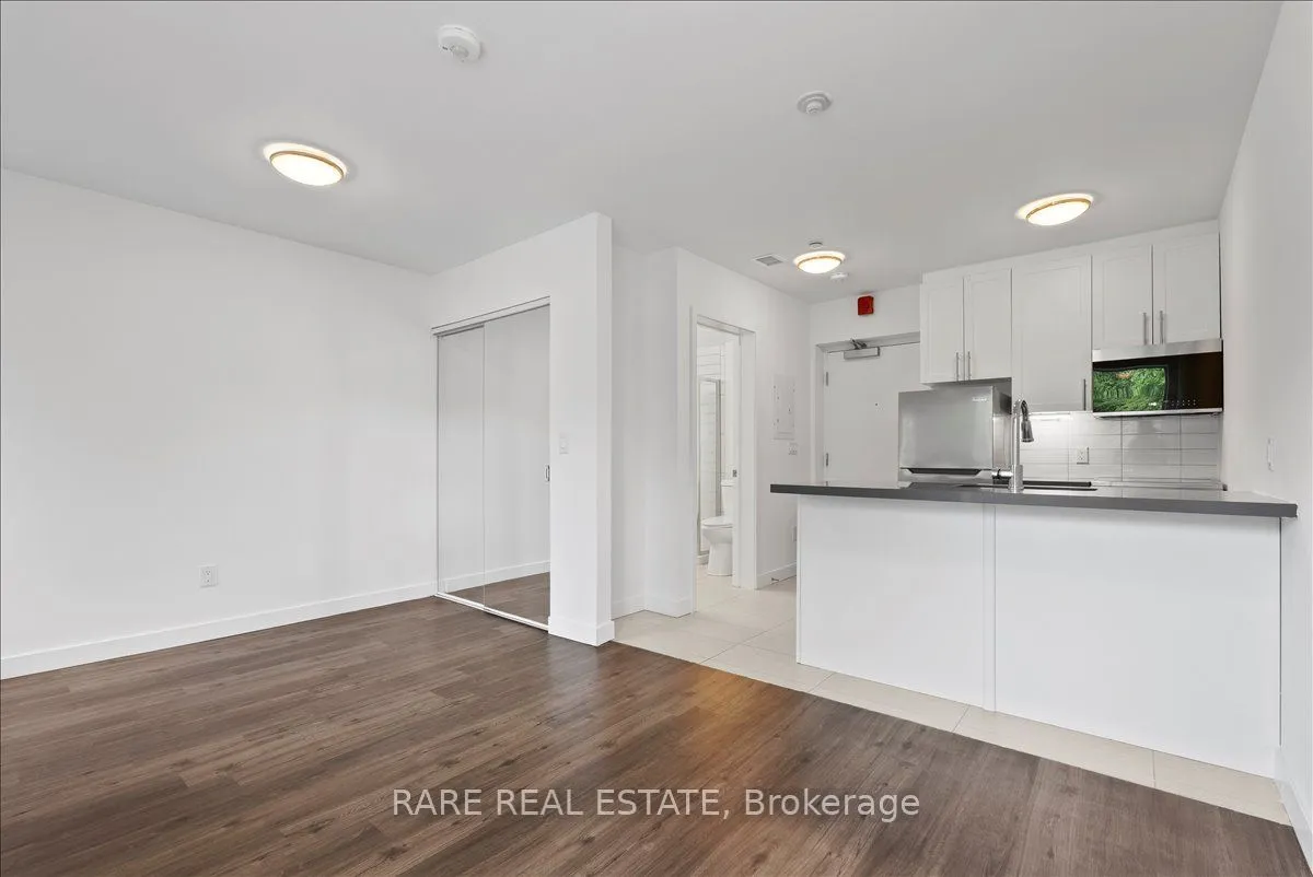 Multiplex For Lease | W13237192