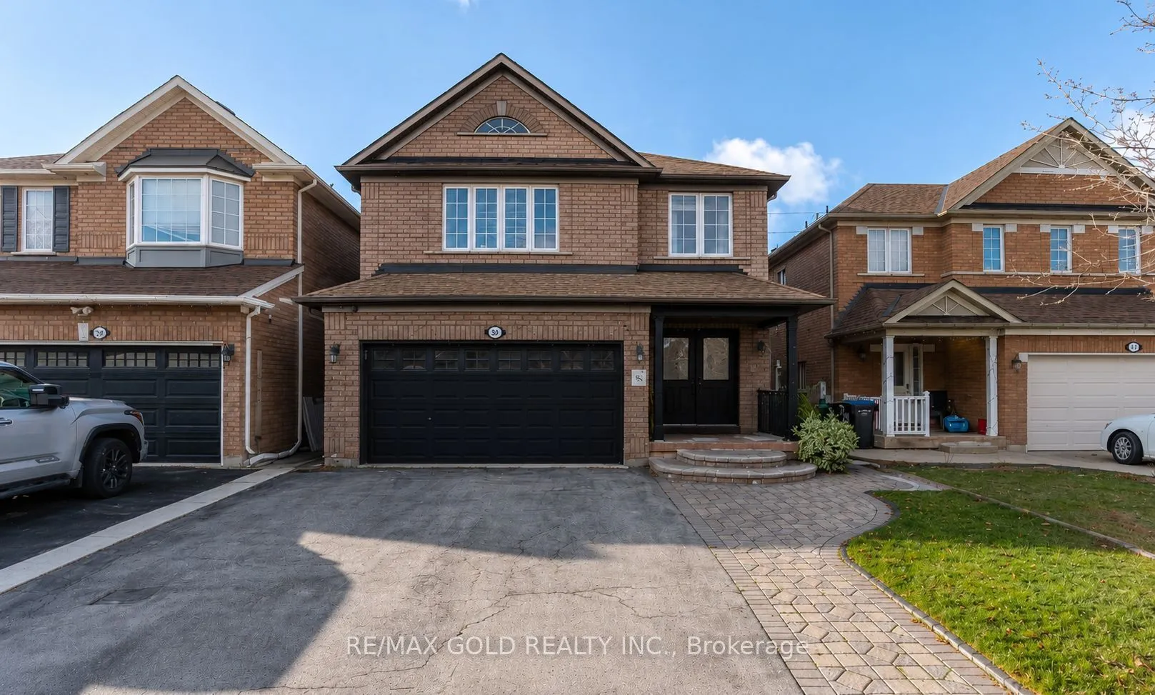 Detached Home For Lease | W13237628