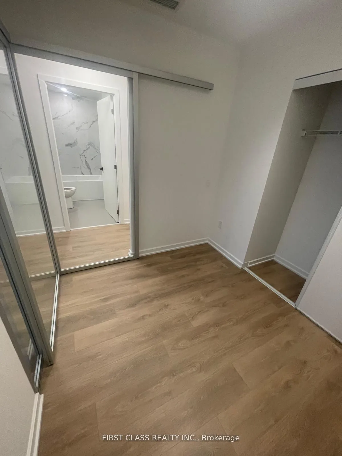 Property For Lease | W13237658