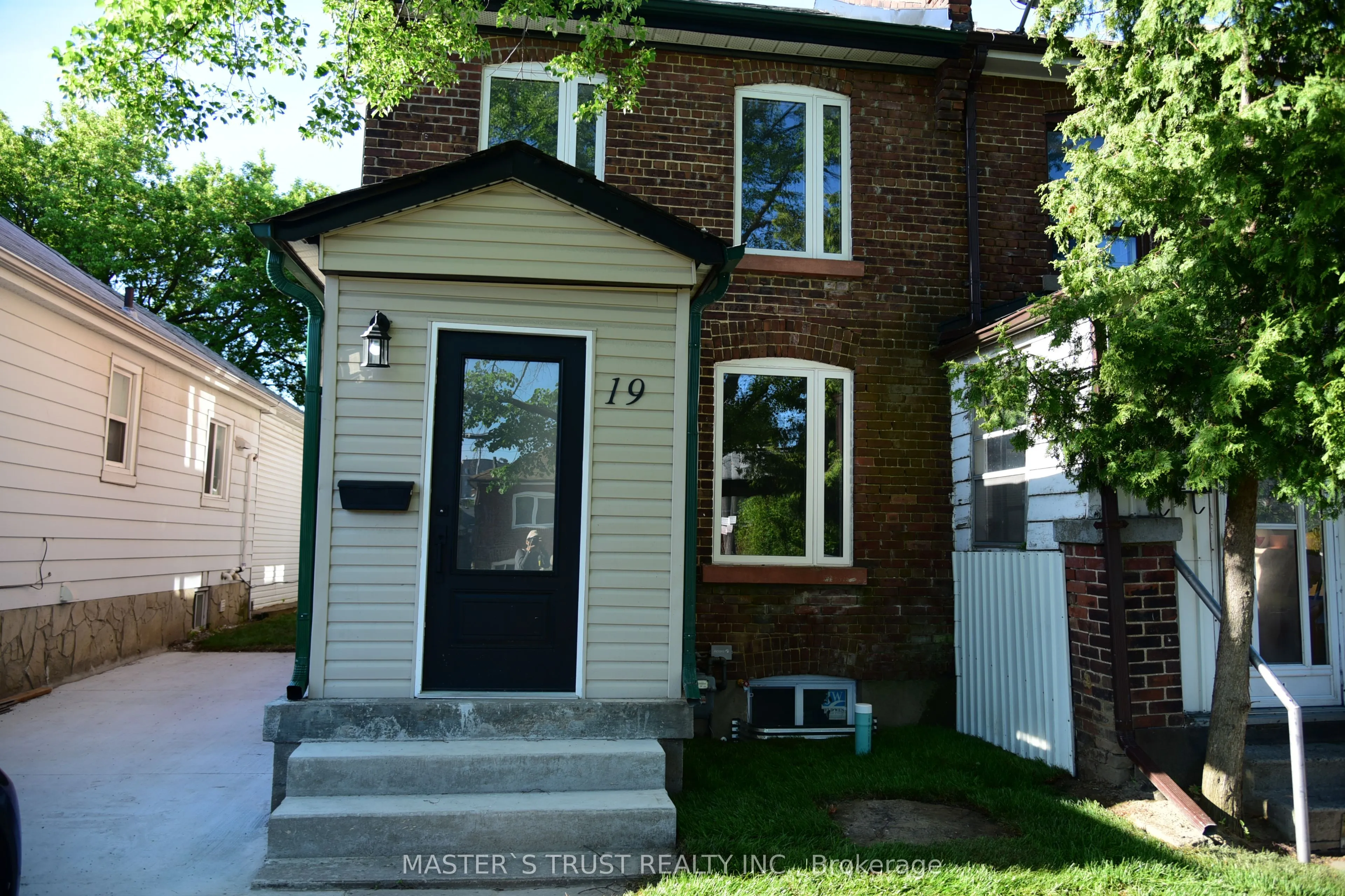 Property For Sale | W13237890