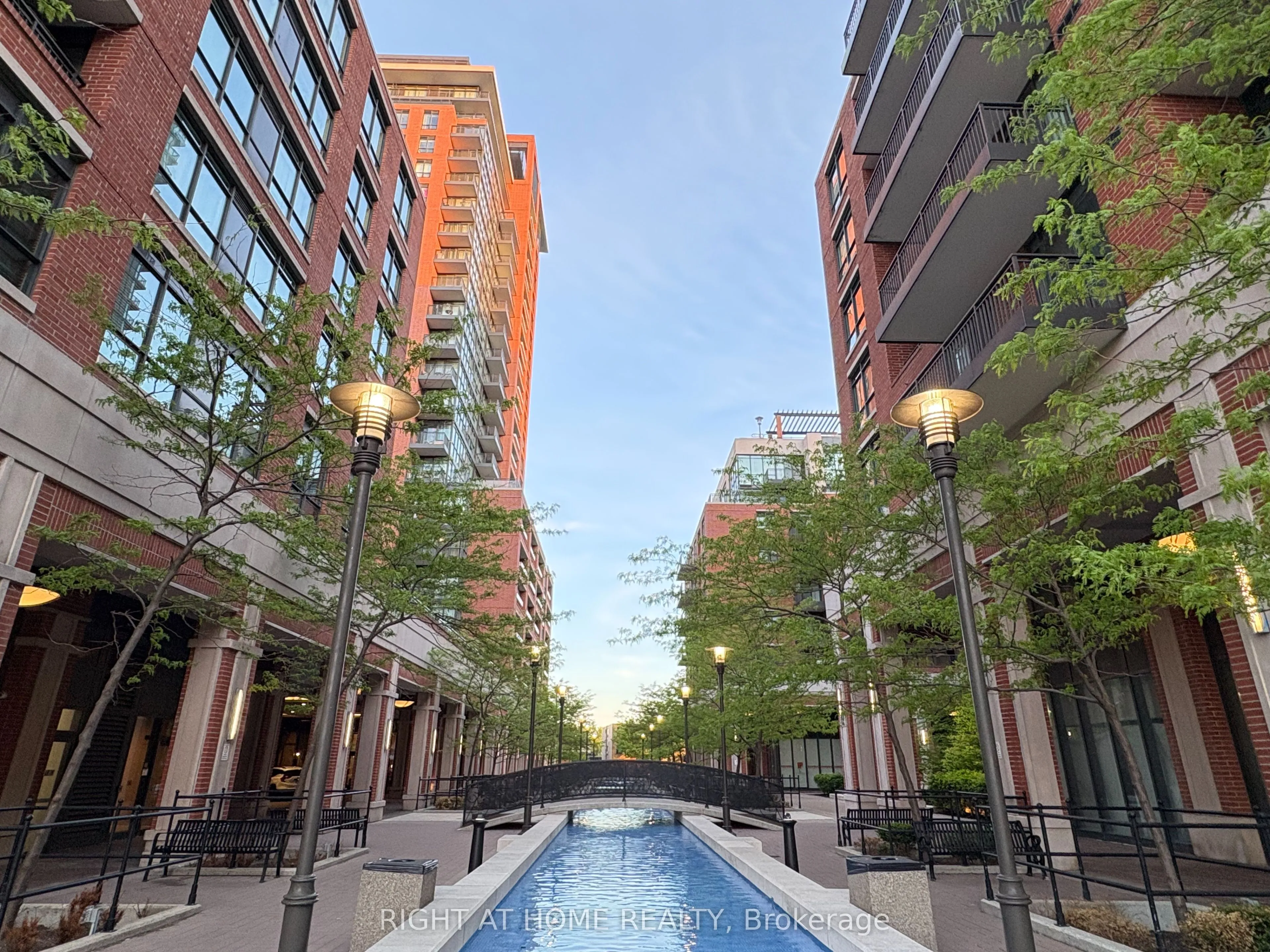Property For Lease | W13239650