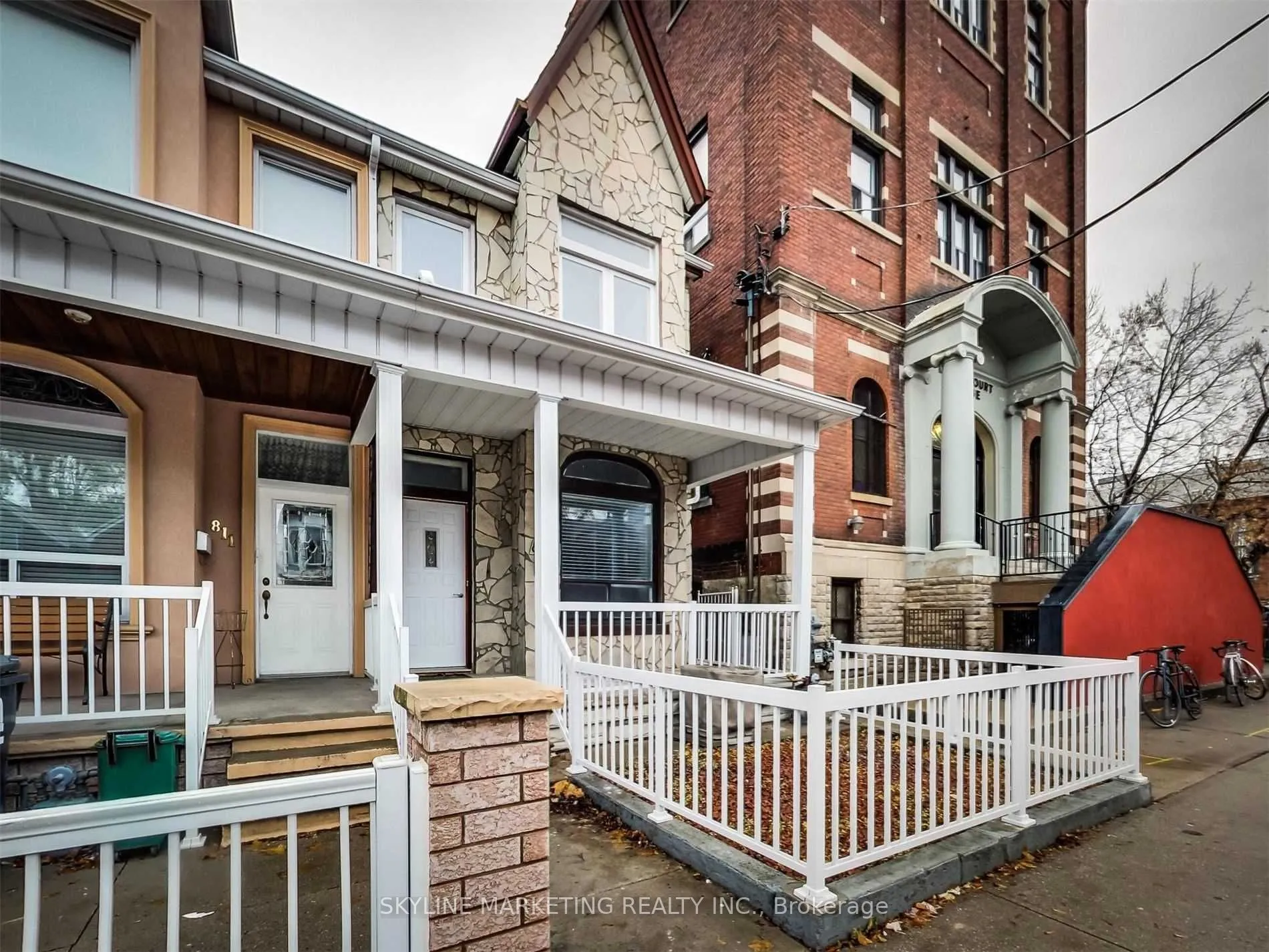 Semi-Detached Home For Lease | W13239760