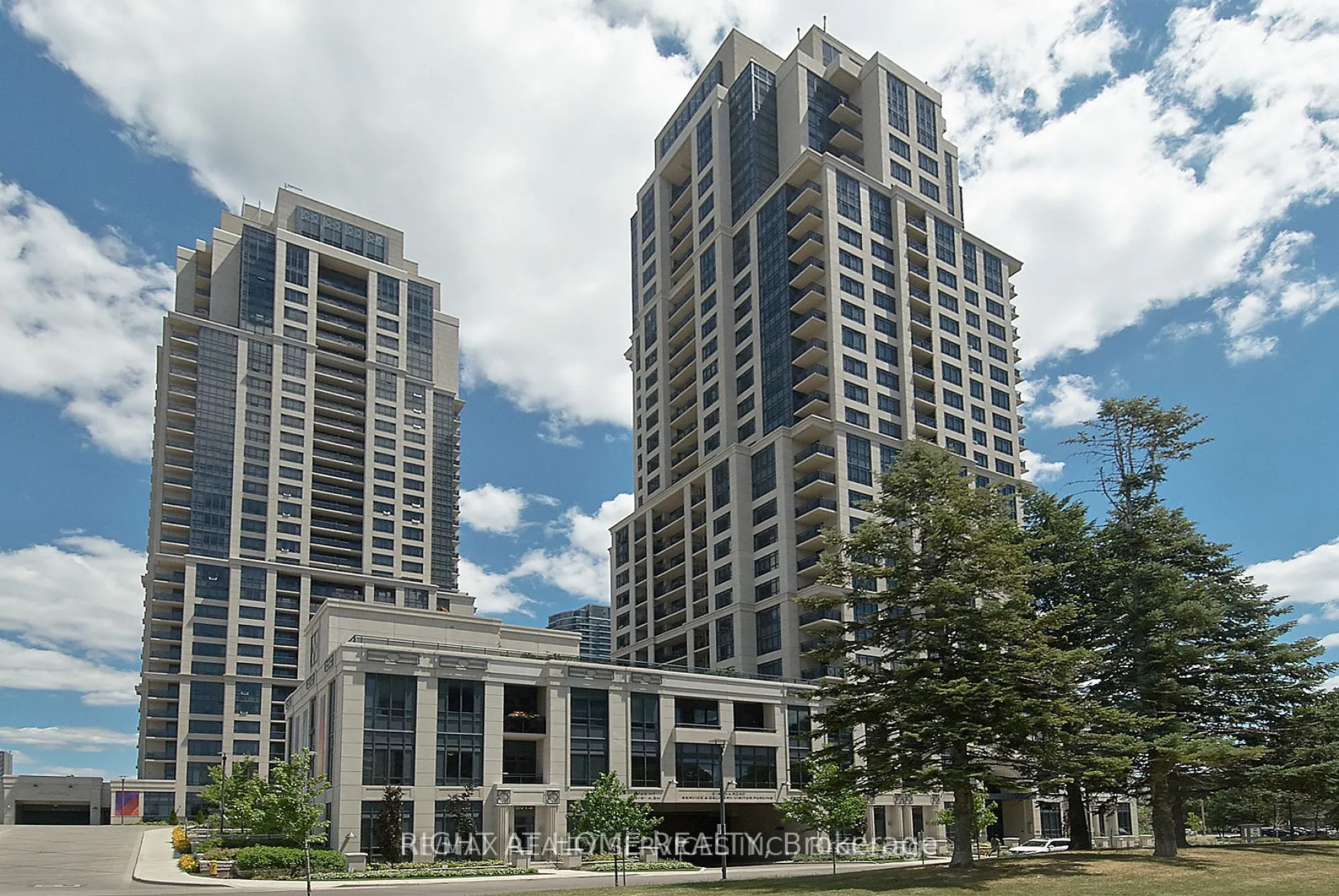 Property For Lease | W13241258