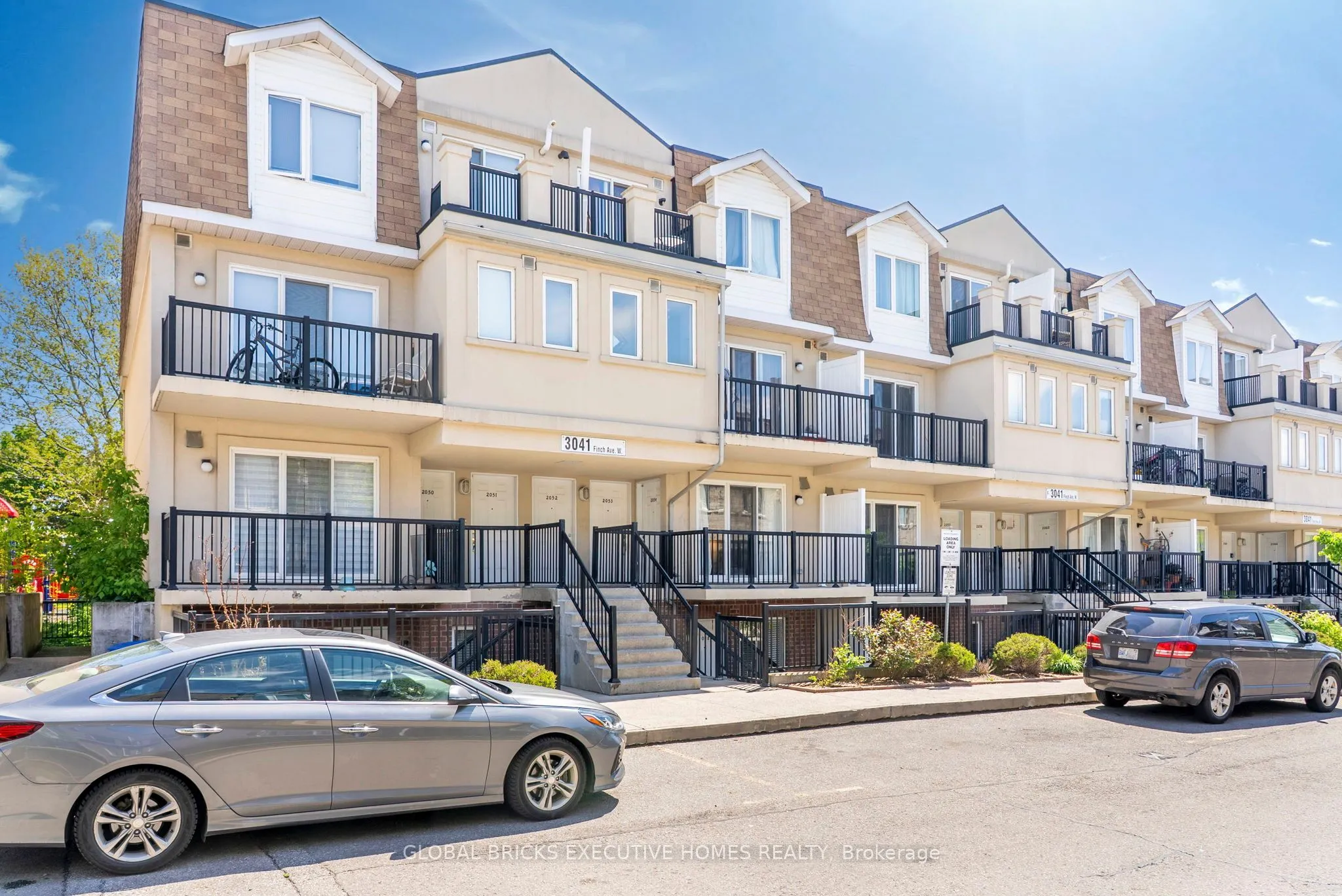 Property For Sale | W13241378
