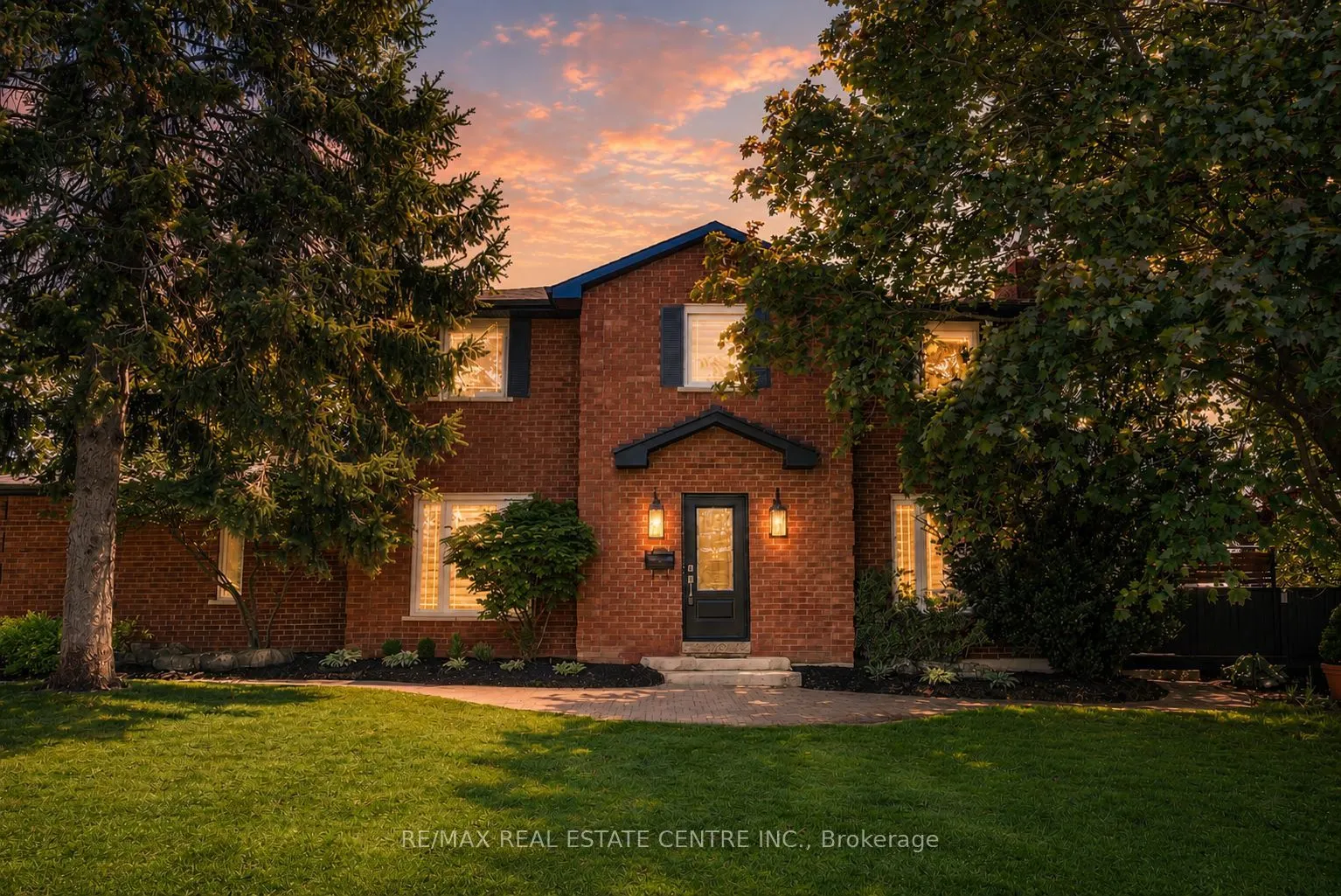 Detached Home For Sale | W13241600