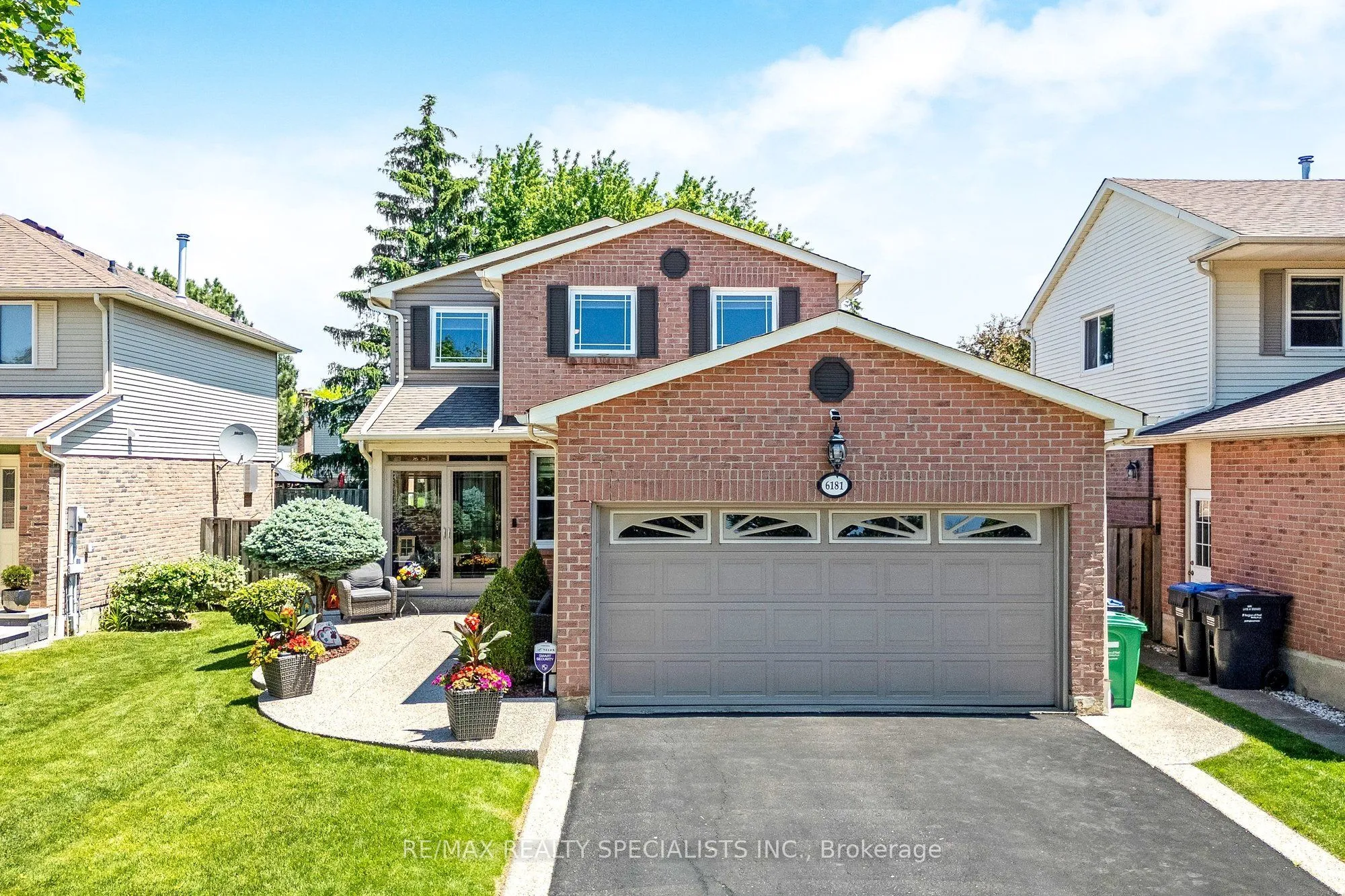 Detached Home For Sale | W13242202
