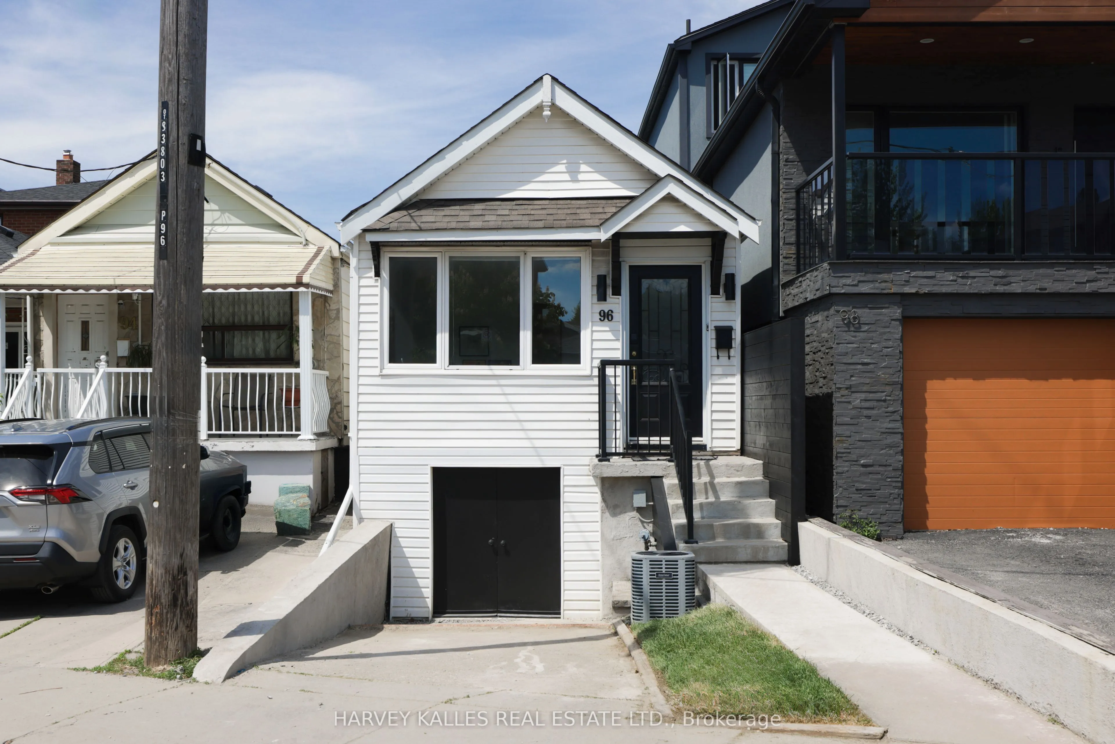 Detached Home For Sale | W13242948
