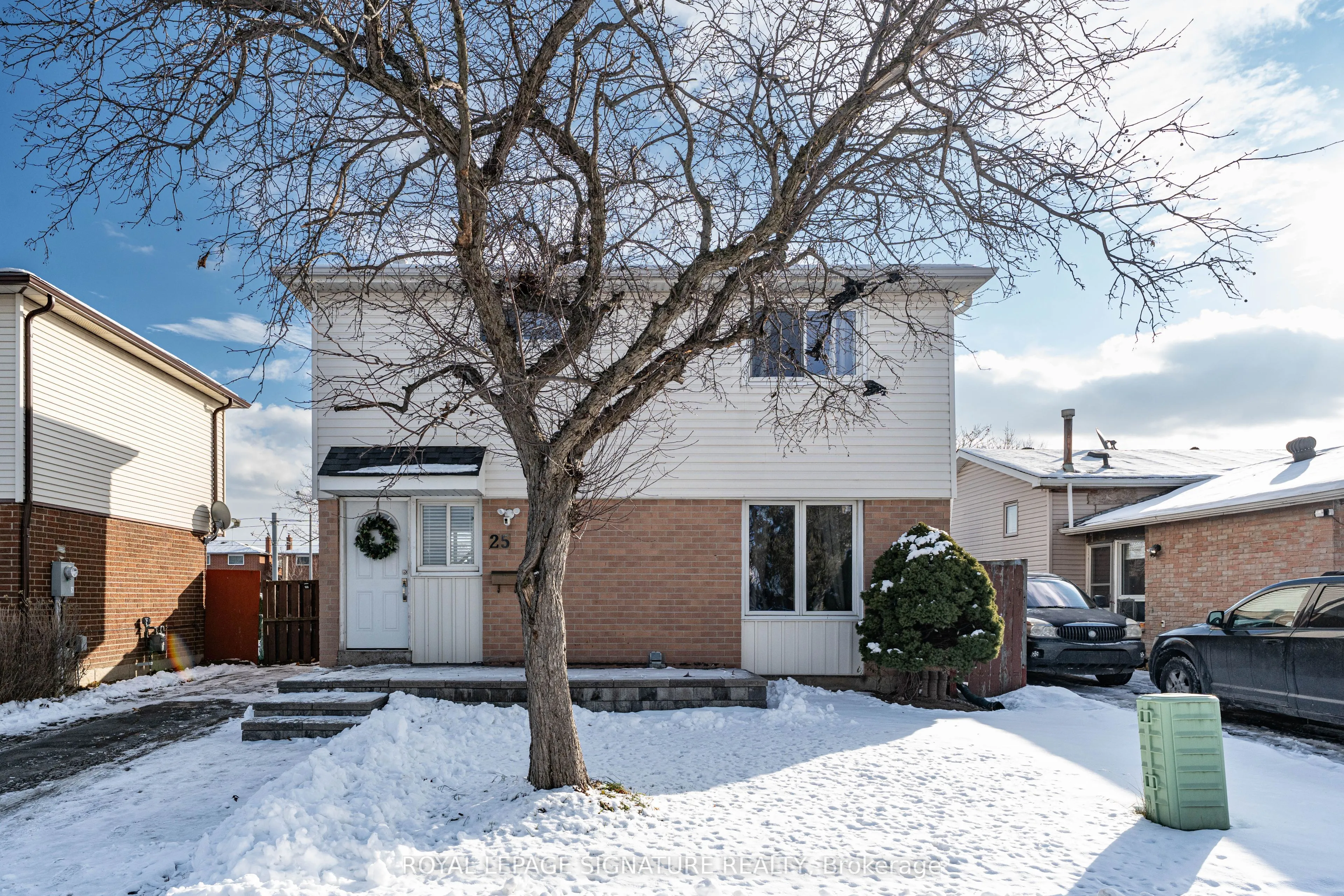 Detached Home For Lease | W13243006