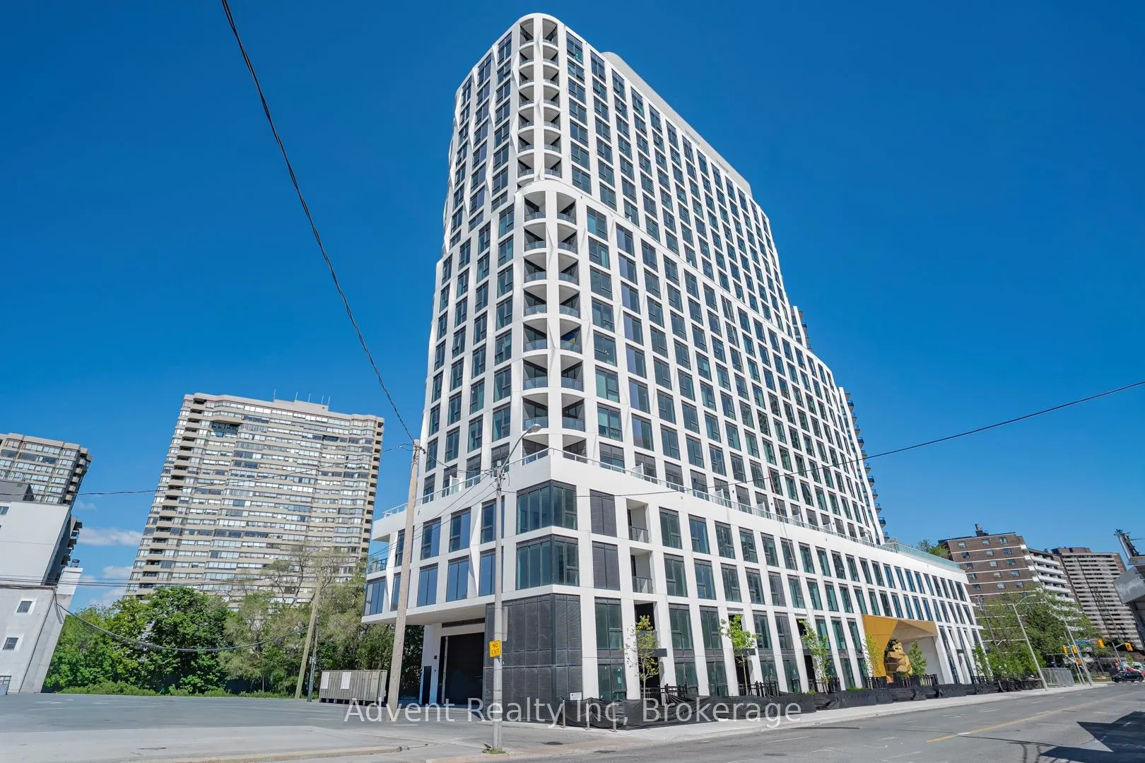 Property For Lease | W13243142