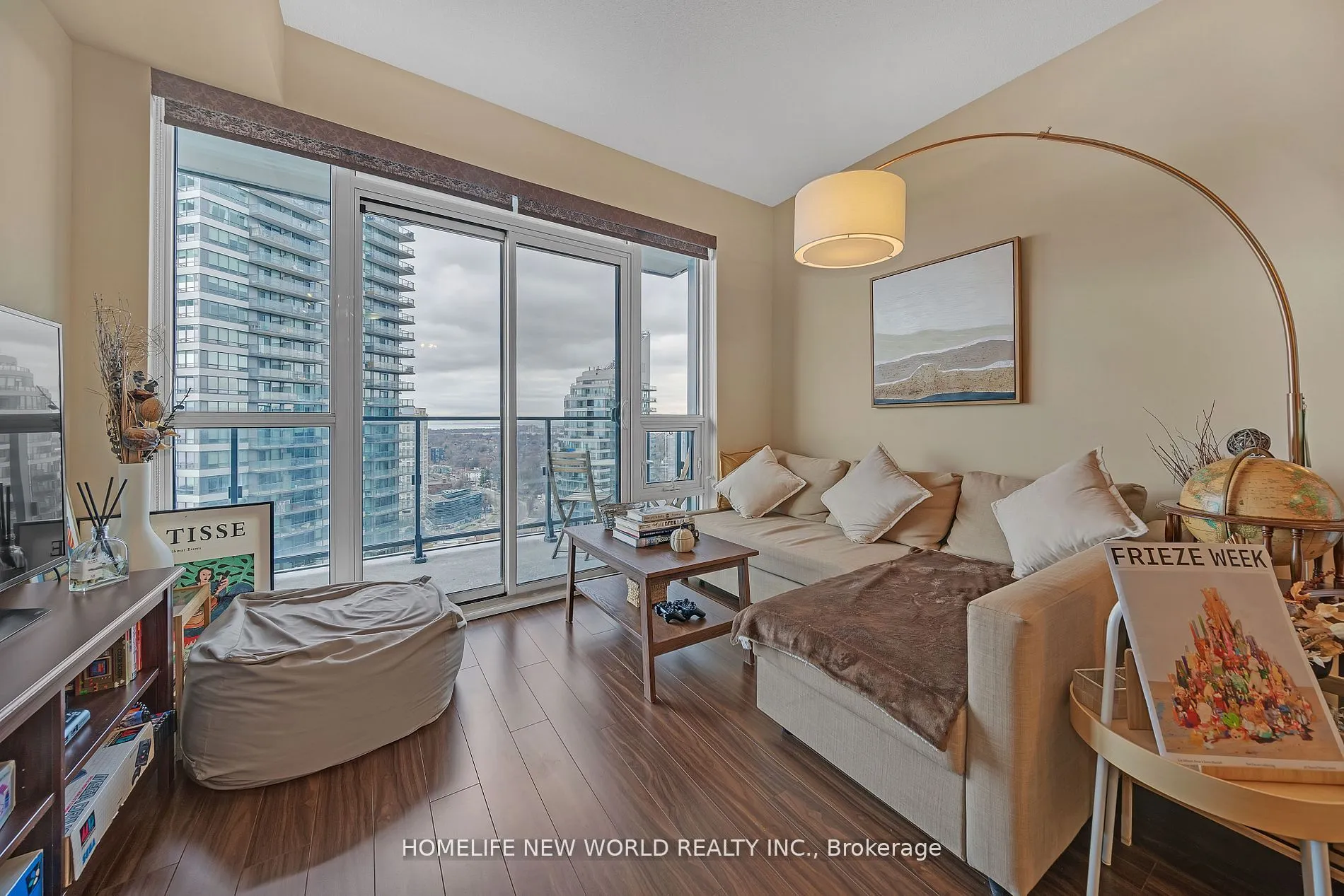 Property For Lease | W13246136
