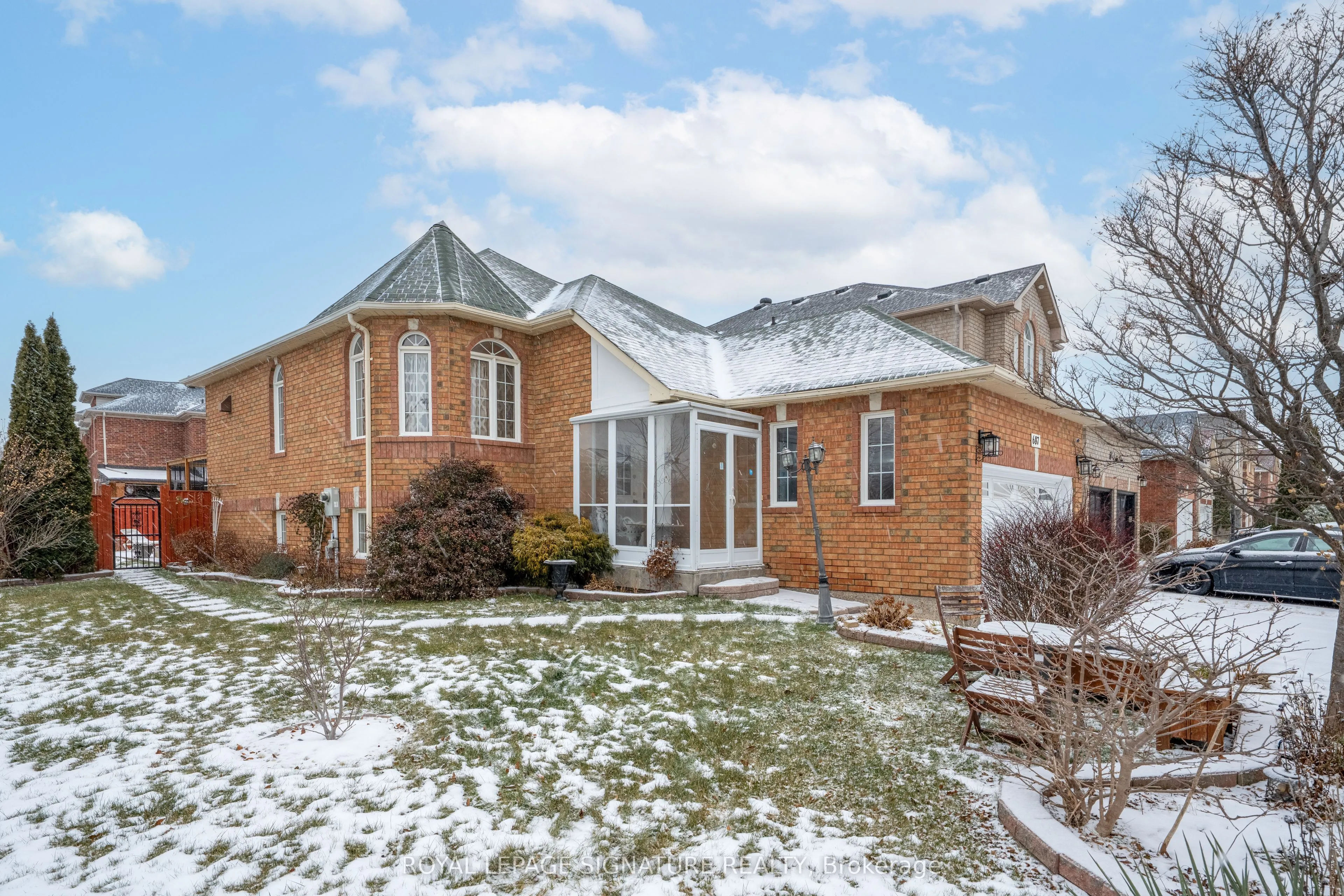 Detached Home For Sale | W13246600