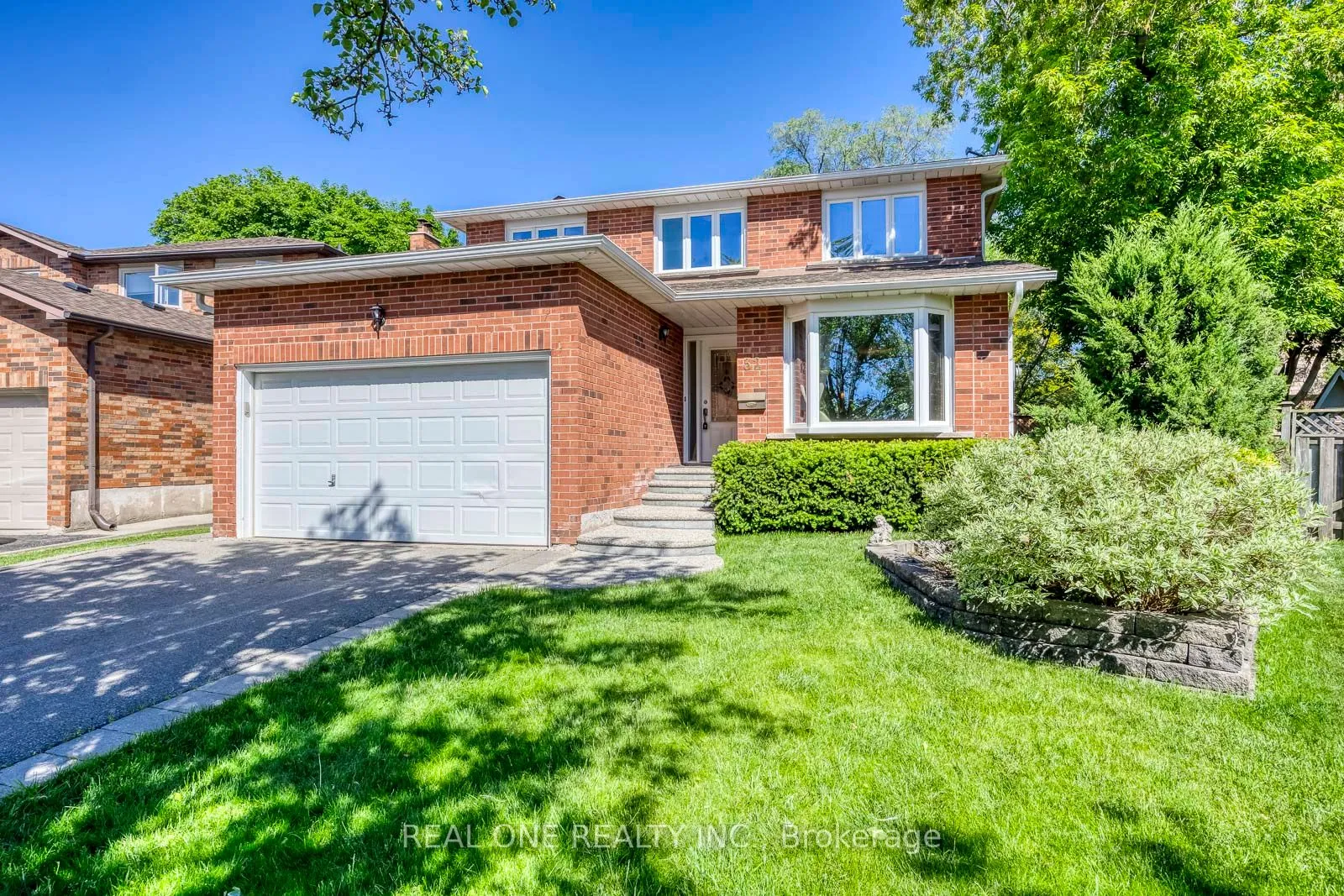 Detached Home For Sale | W13246604