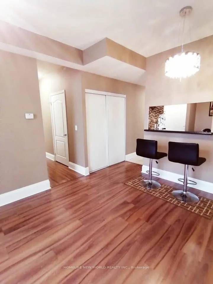 Property For Lease | W13247018