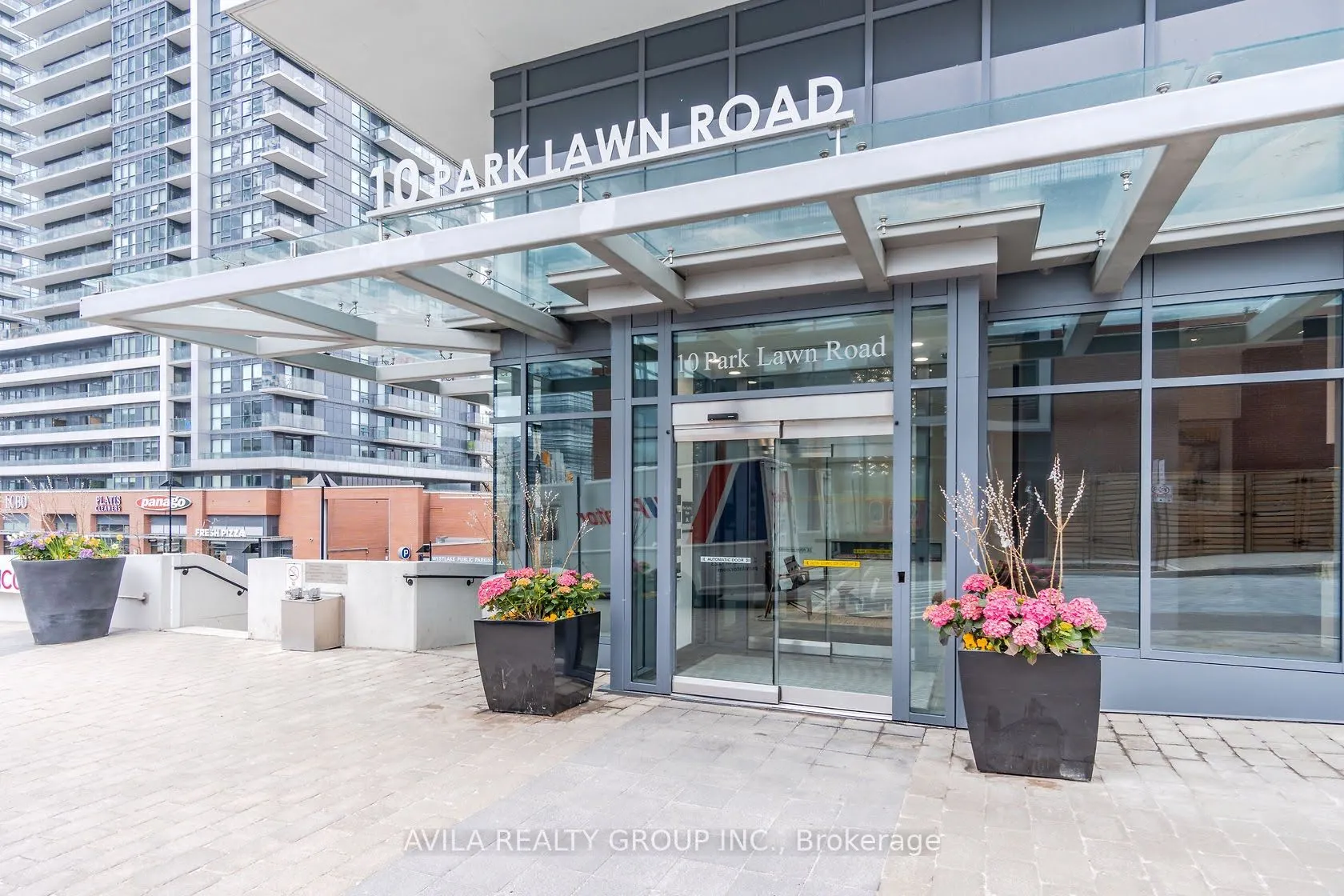 Property For Lease | W13247618