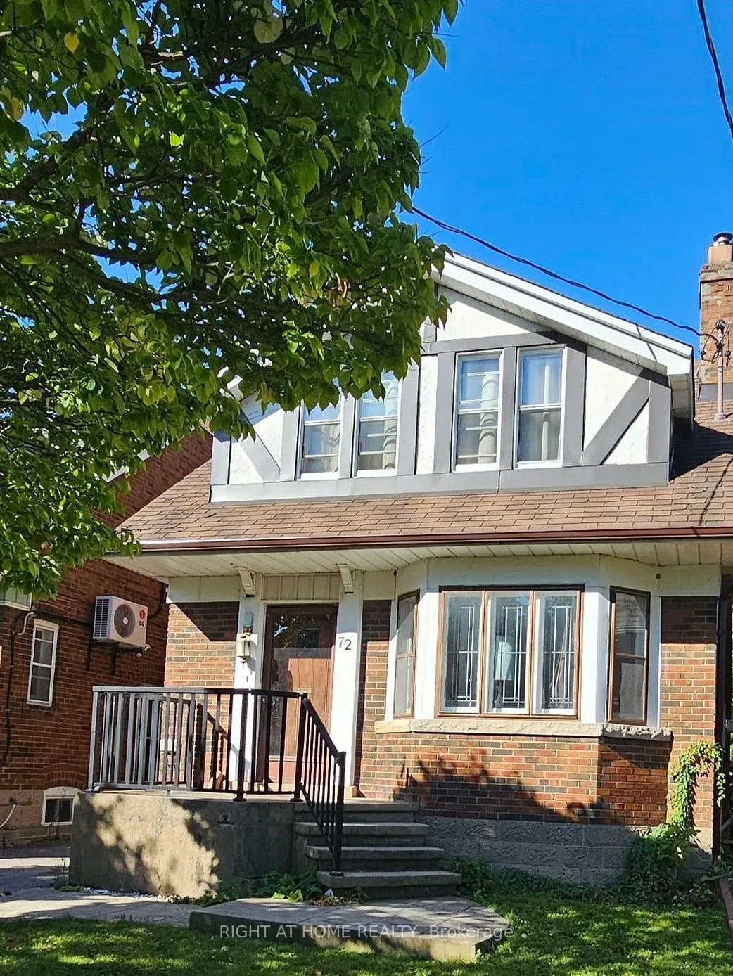 Detached Home For Lease | W13247960
