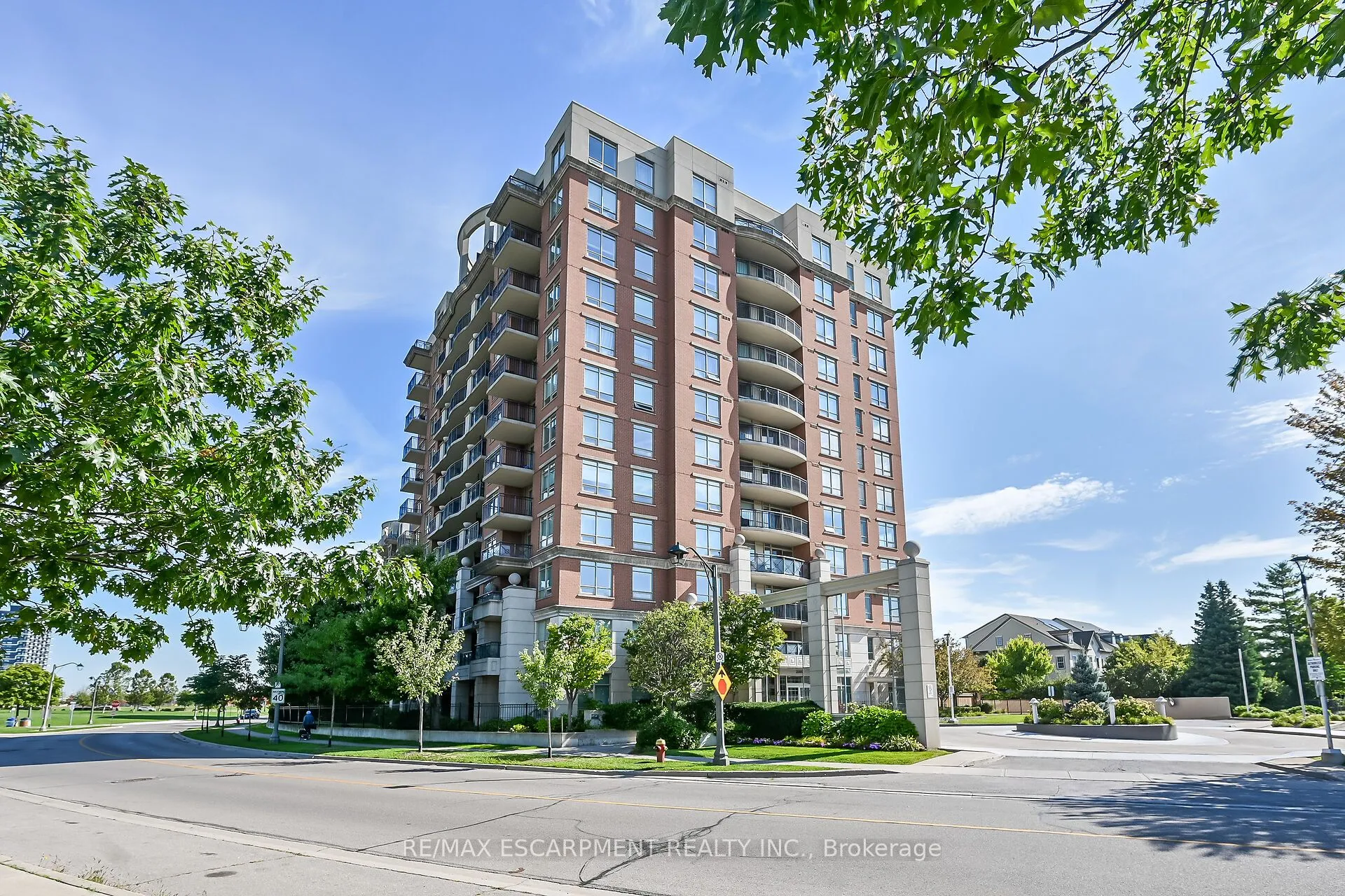 Property For Sale | W13248322