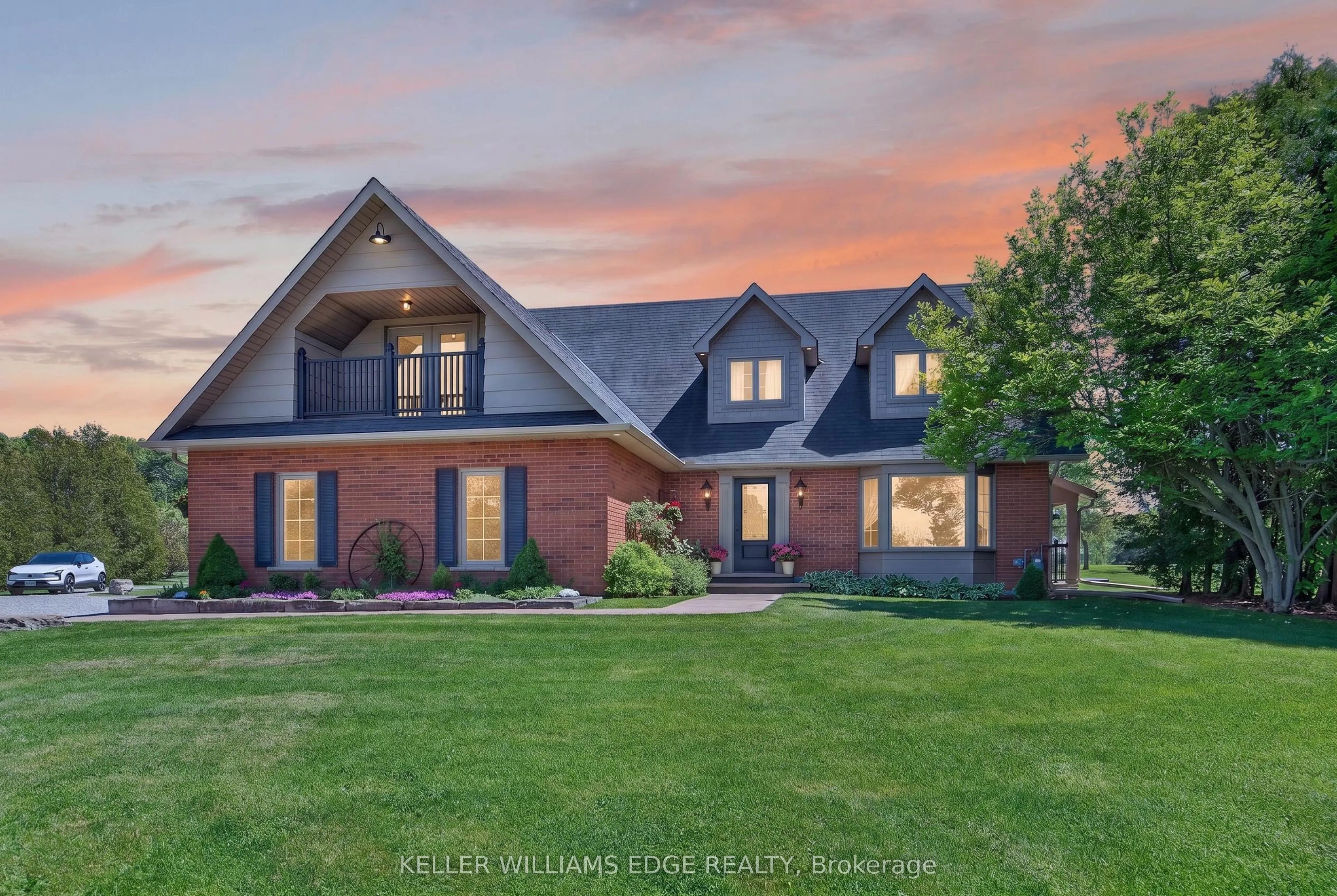 Detached Home For Sale | W13248328