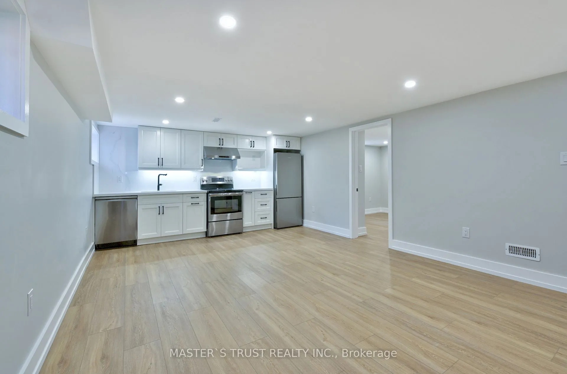 Detached Home For Lease | W13248676