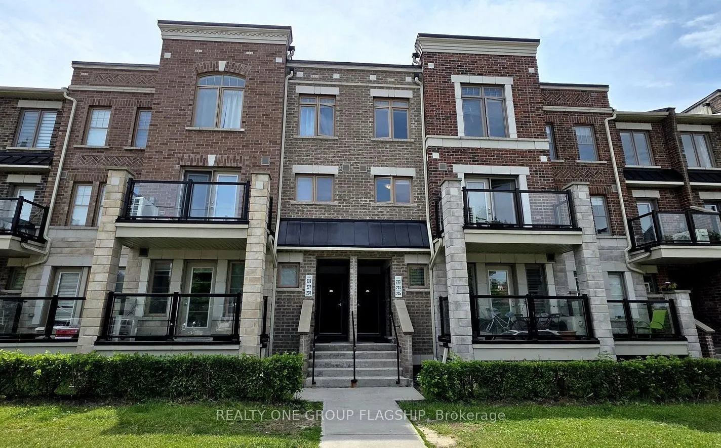 Property For Sale | W13248698