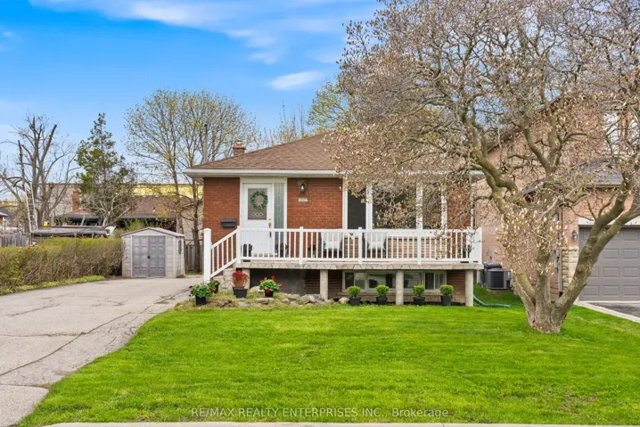 995 Garrard Avenue, Mississauga, ON L5E 1L4