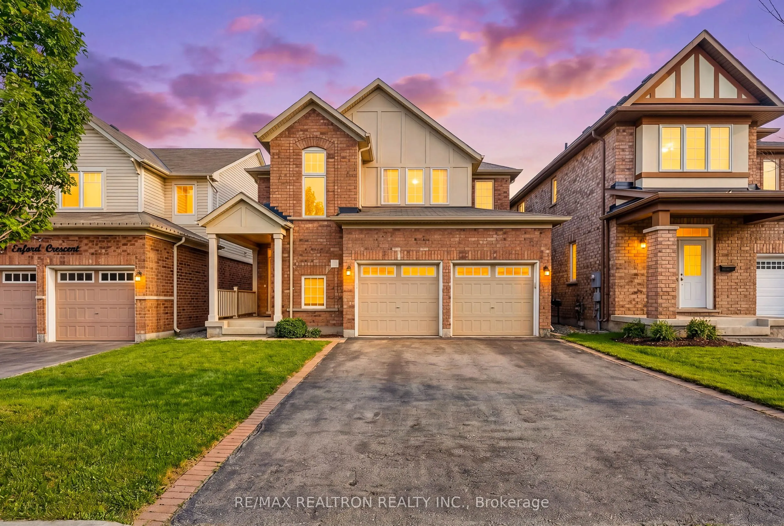Detached Home For Sale | W13250100