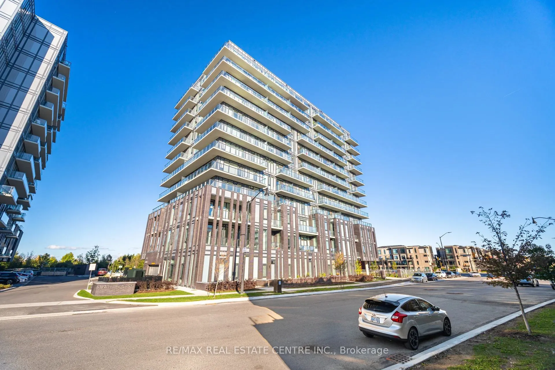 Property For Lease | W13341332