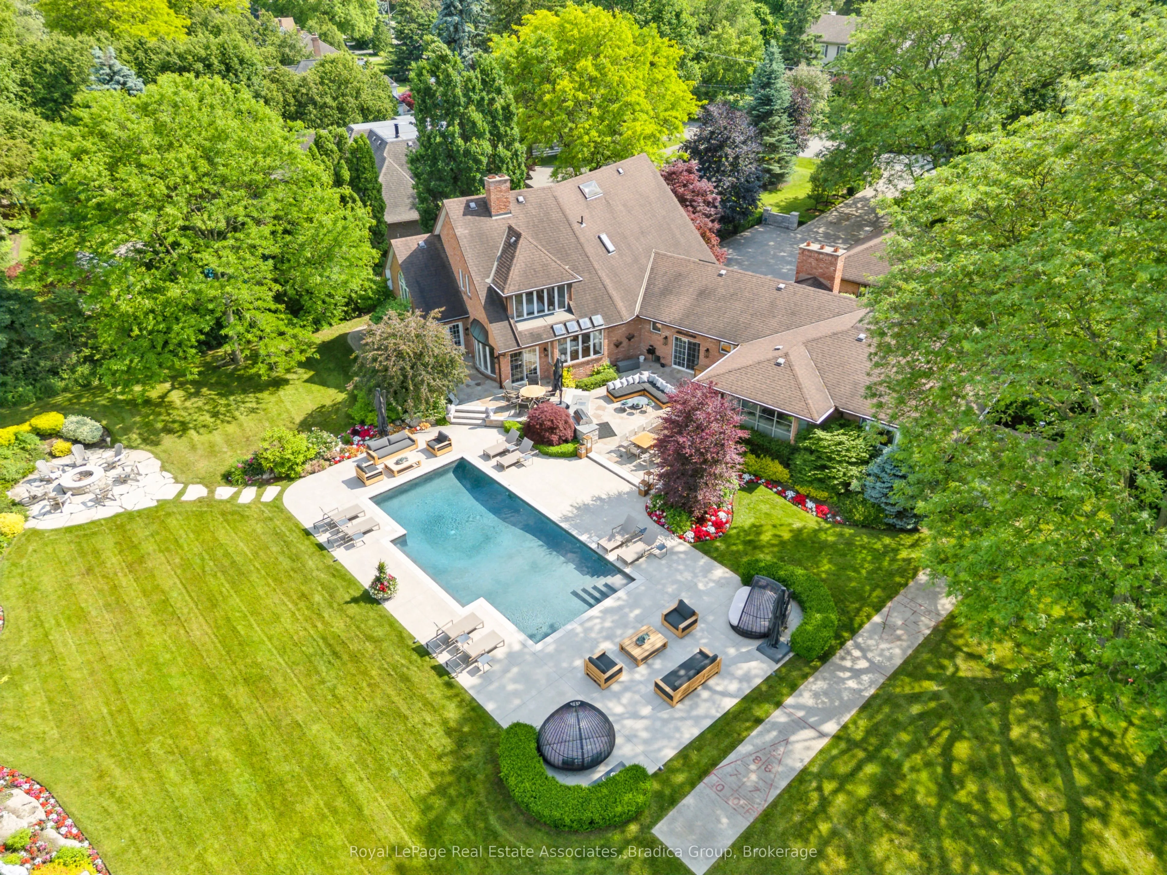 Detached Home For Sale | W13414504