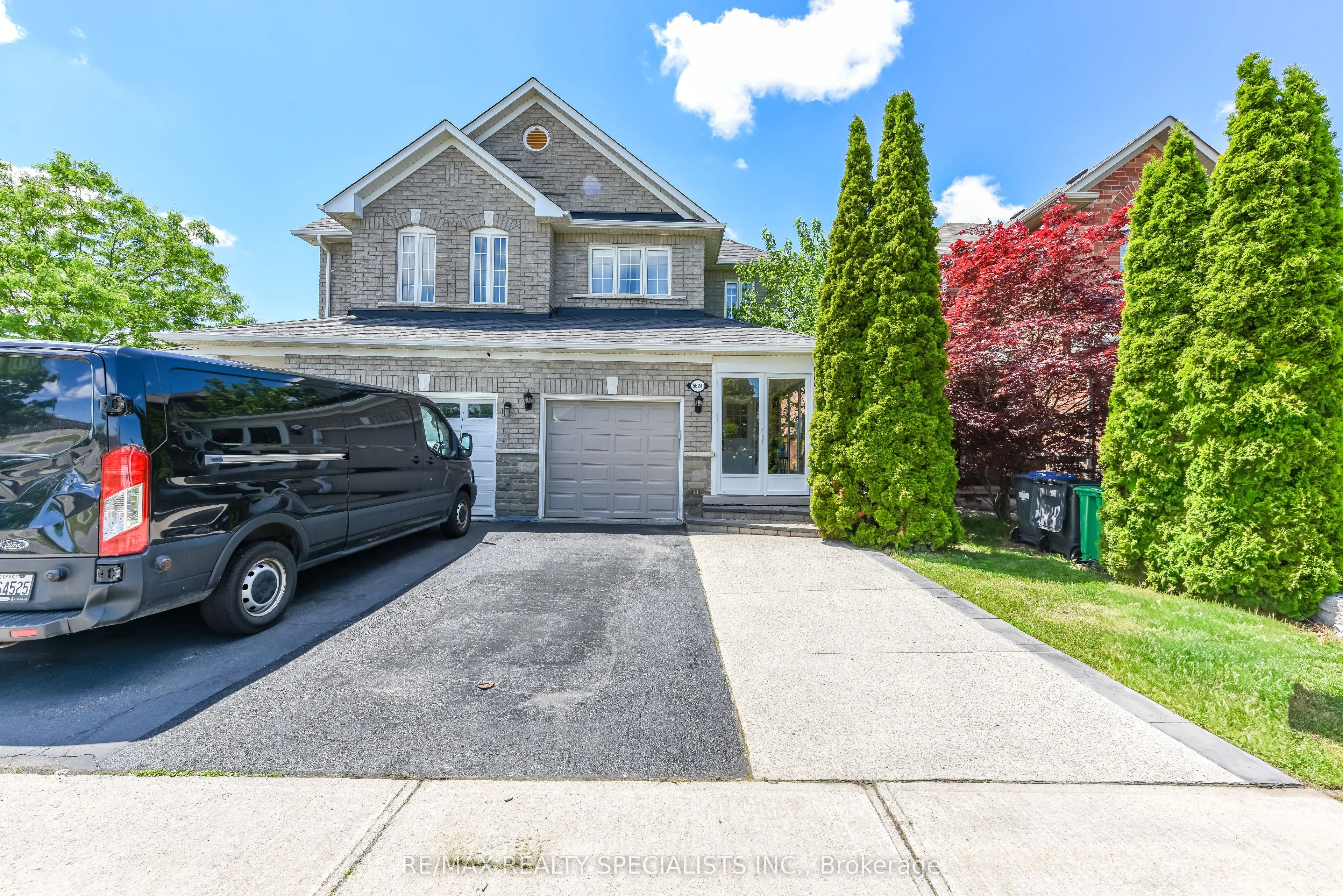 Semi-Detached Home For Sale | W13417368