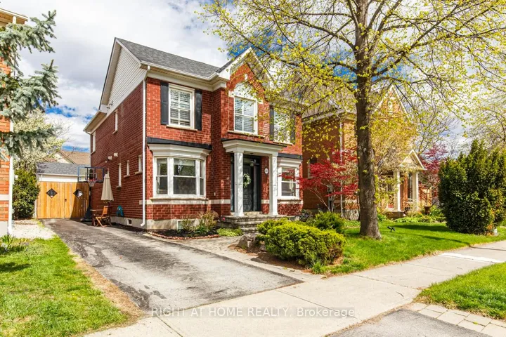 241 Lexington Road, Oakville