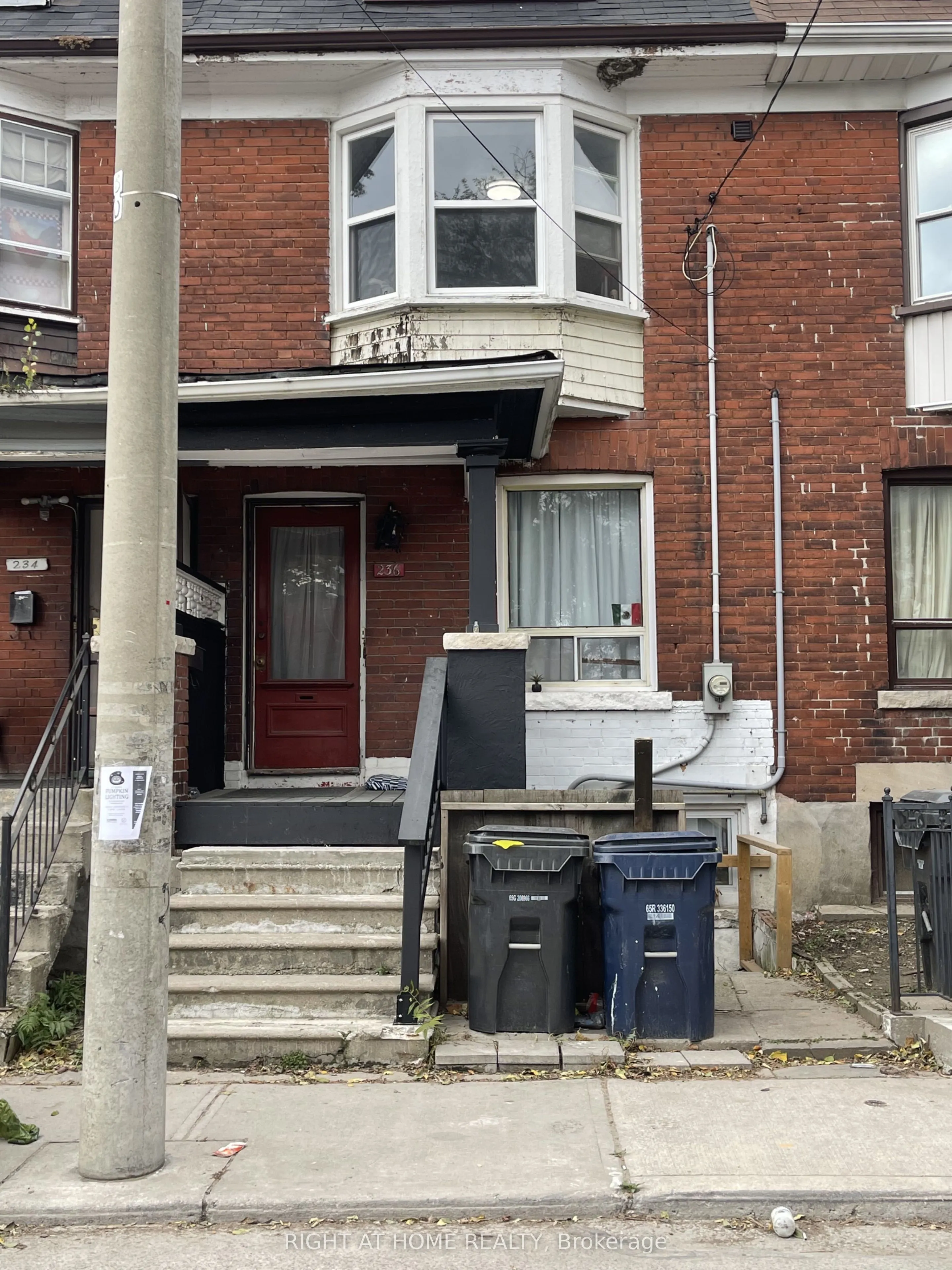 Property For Lease | W13420558