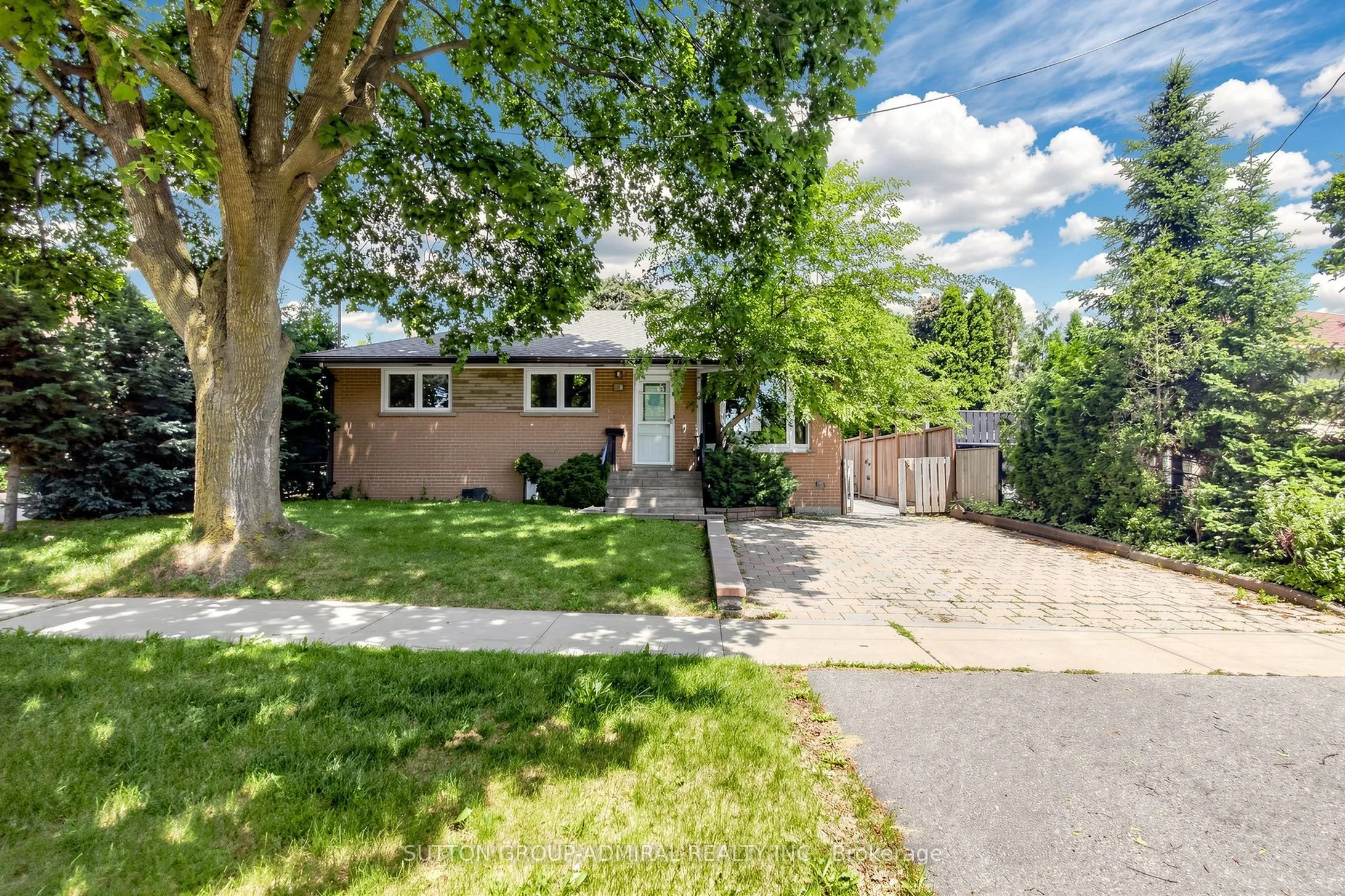 Detached Home For Sale | W13422180