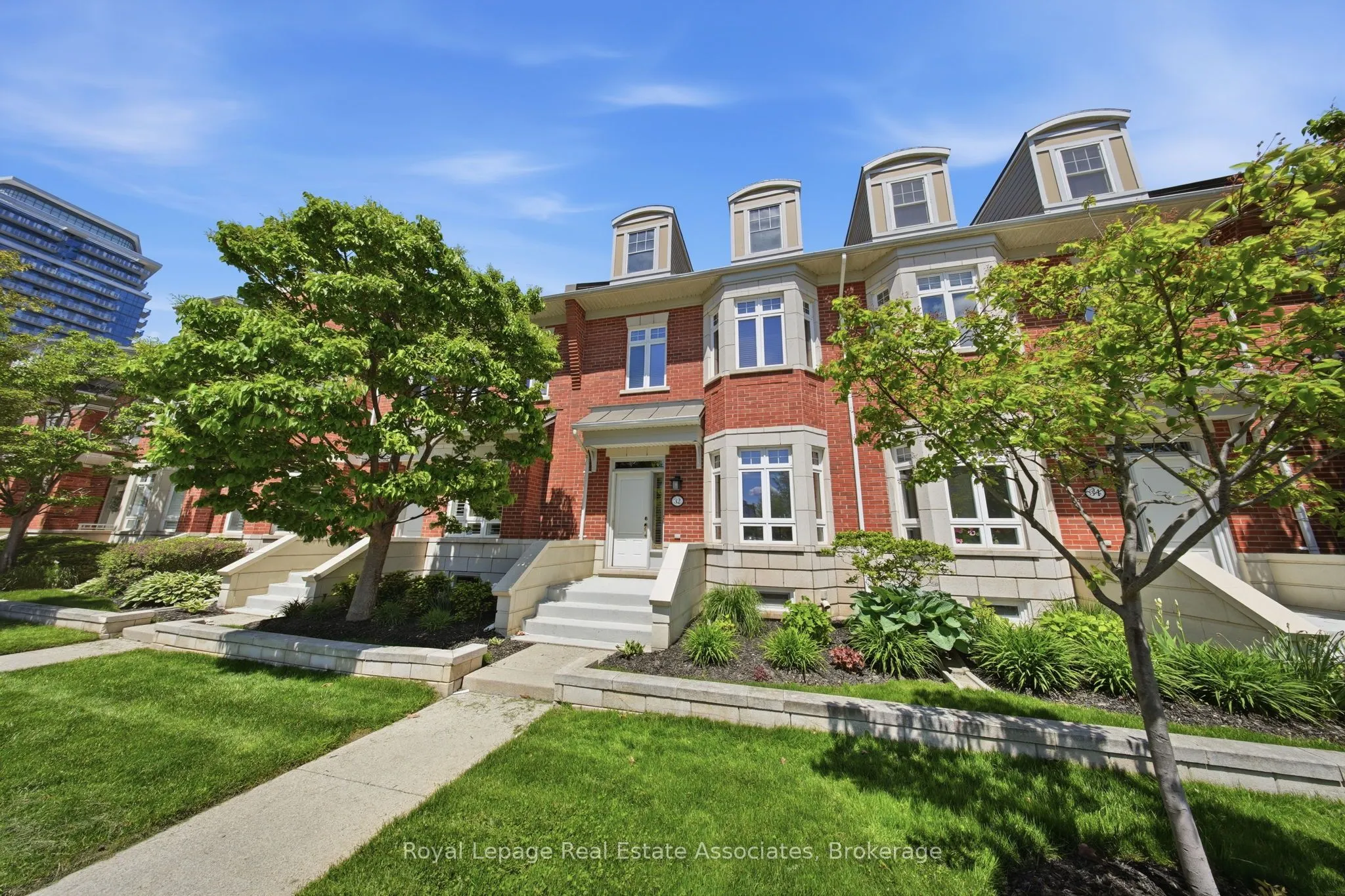 Property For Sale | W13425032