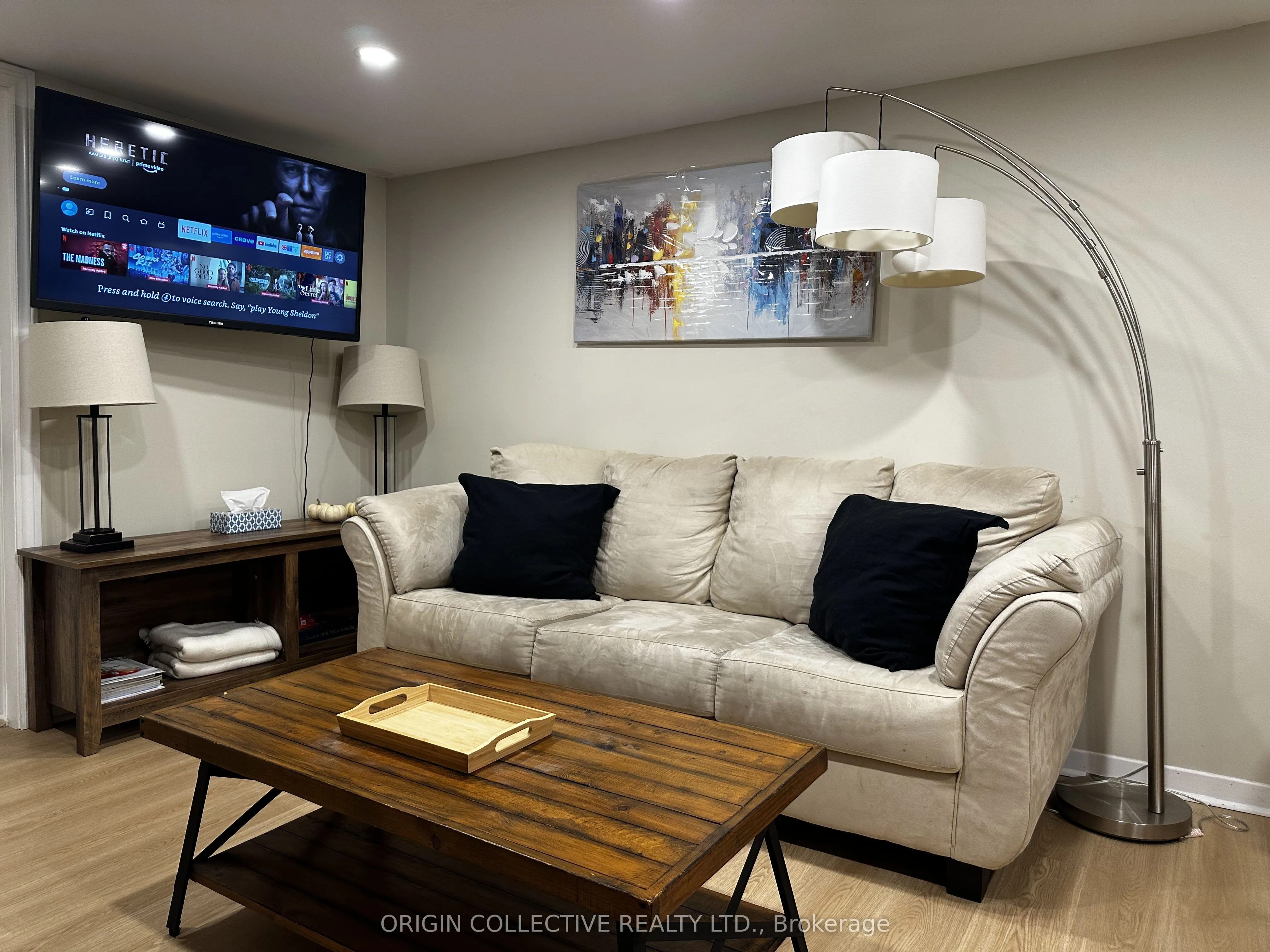 Detached Home For Lease | W13428934