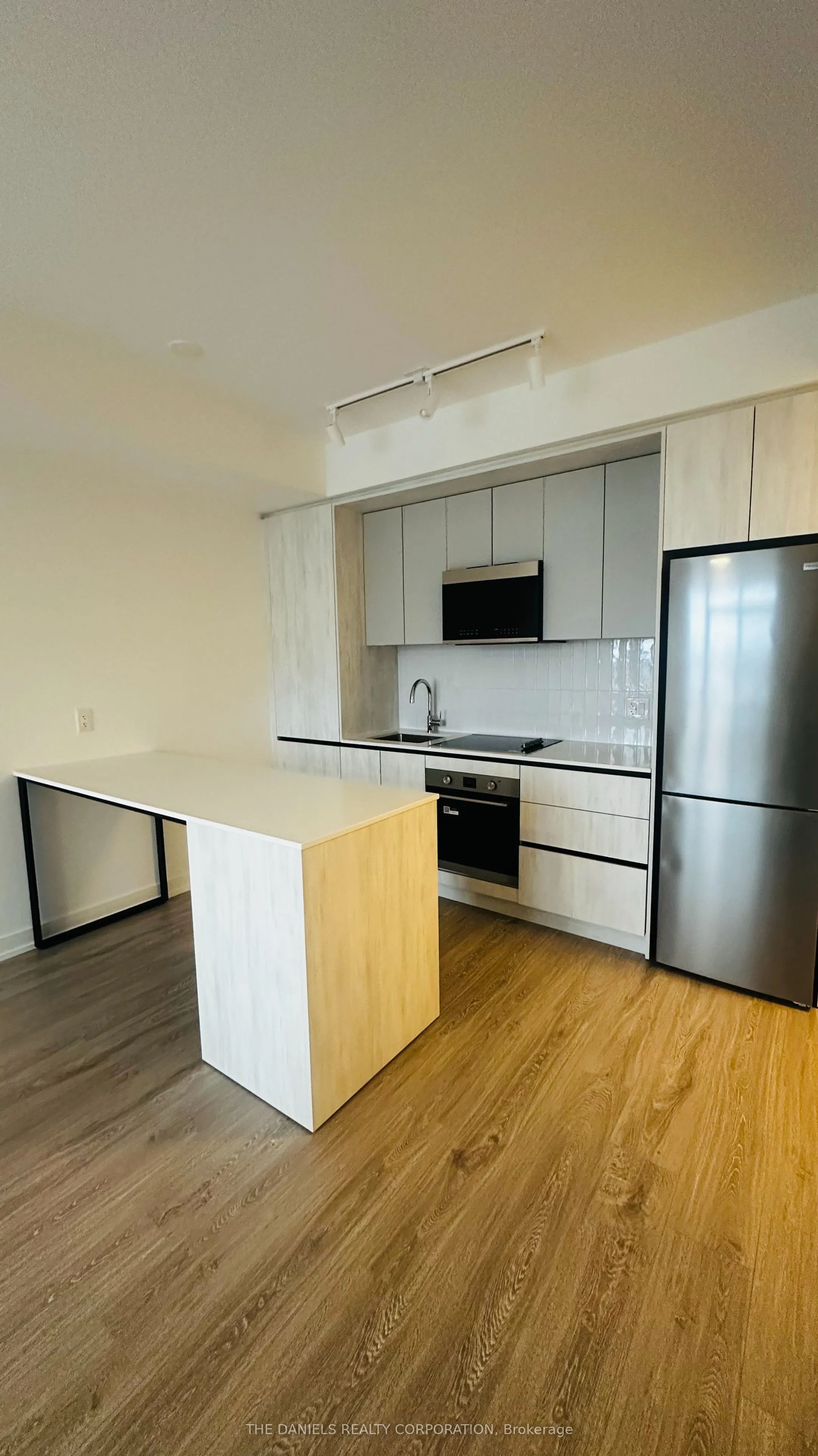 Property For Sale | W13429088