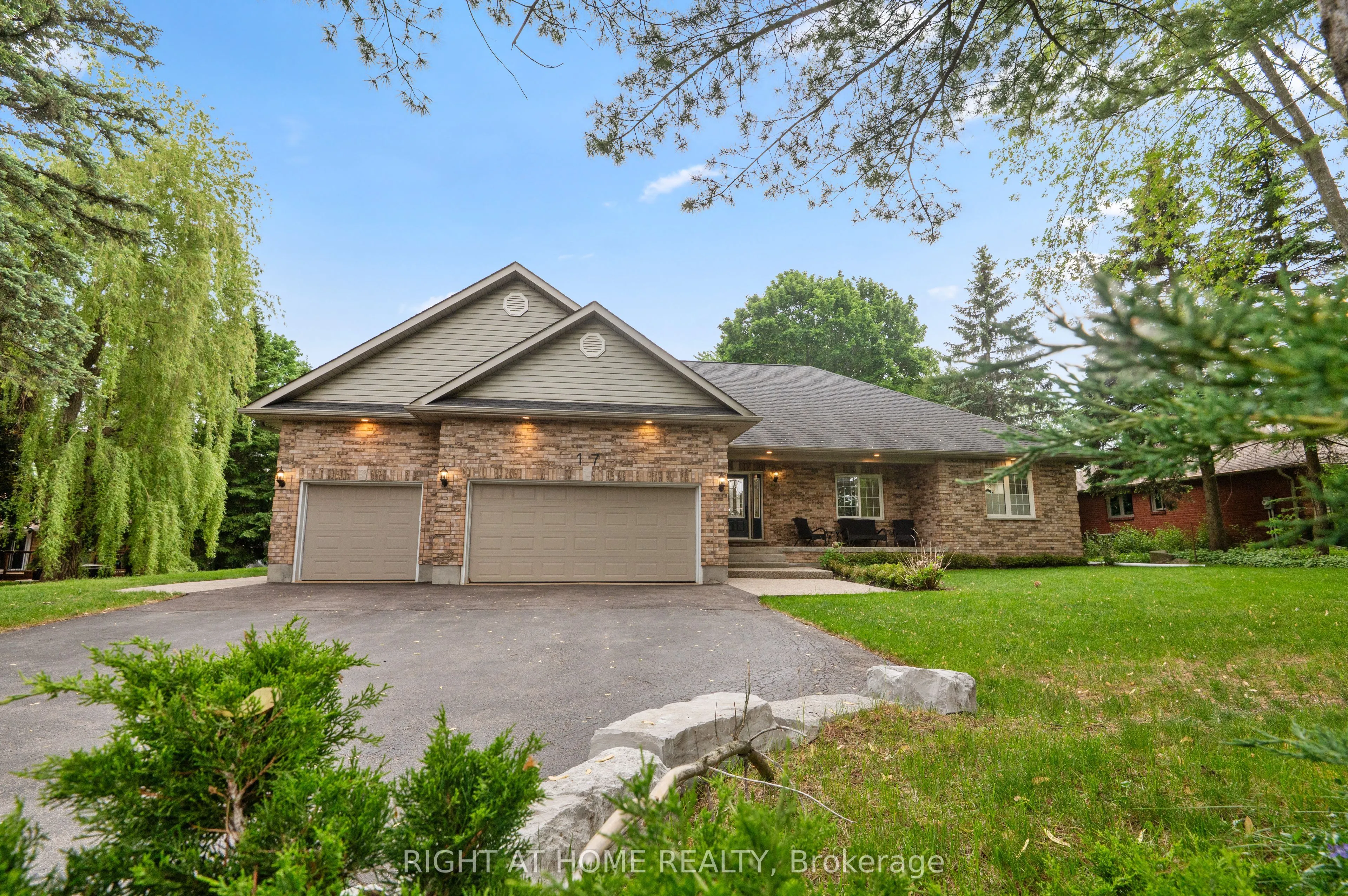 Detached Home For Sale | W13429784