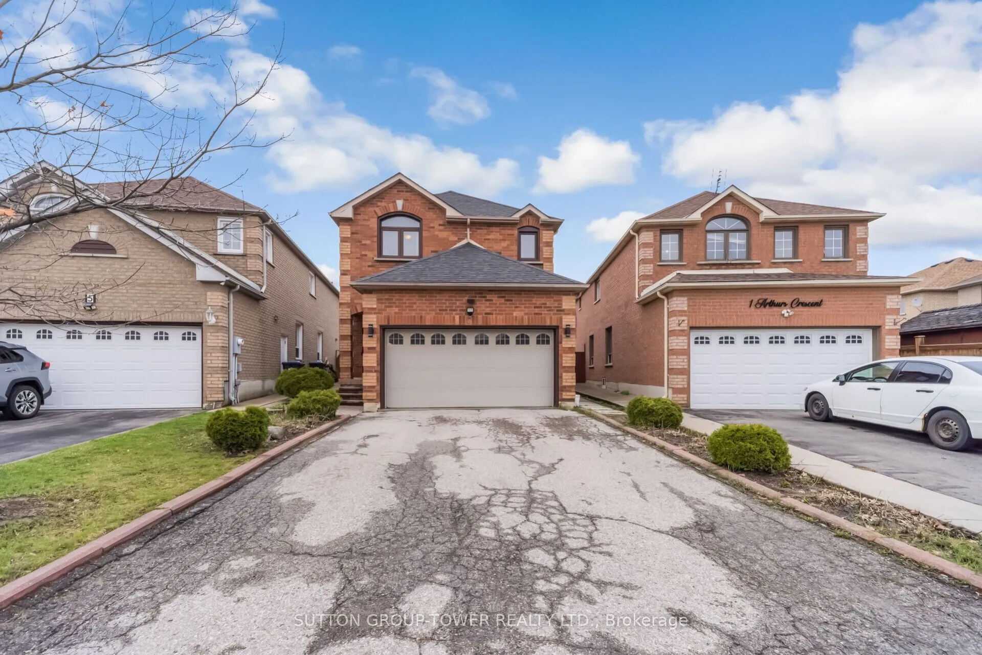 Detached Home For Sale | W13431678