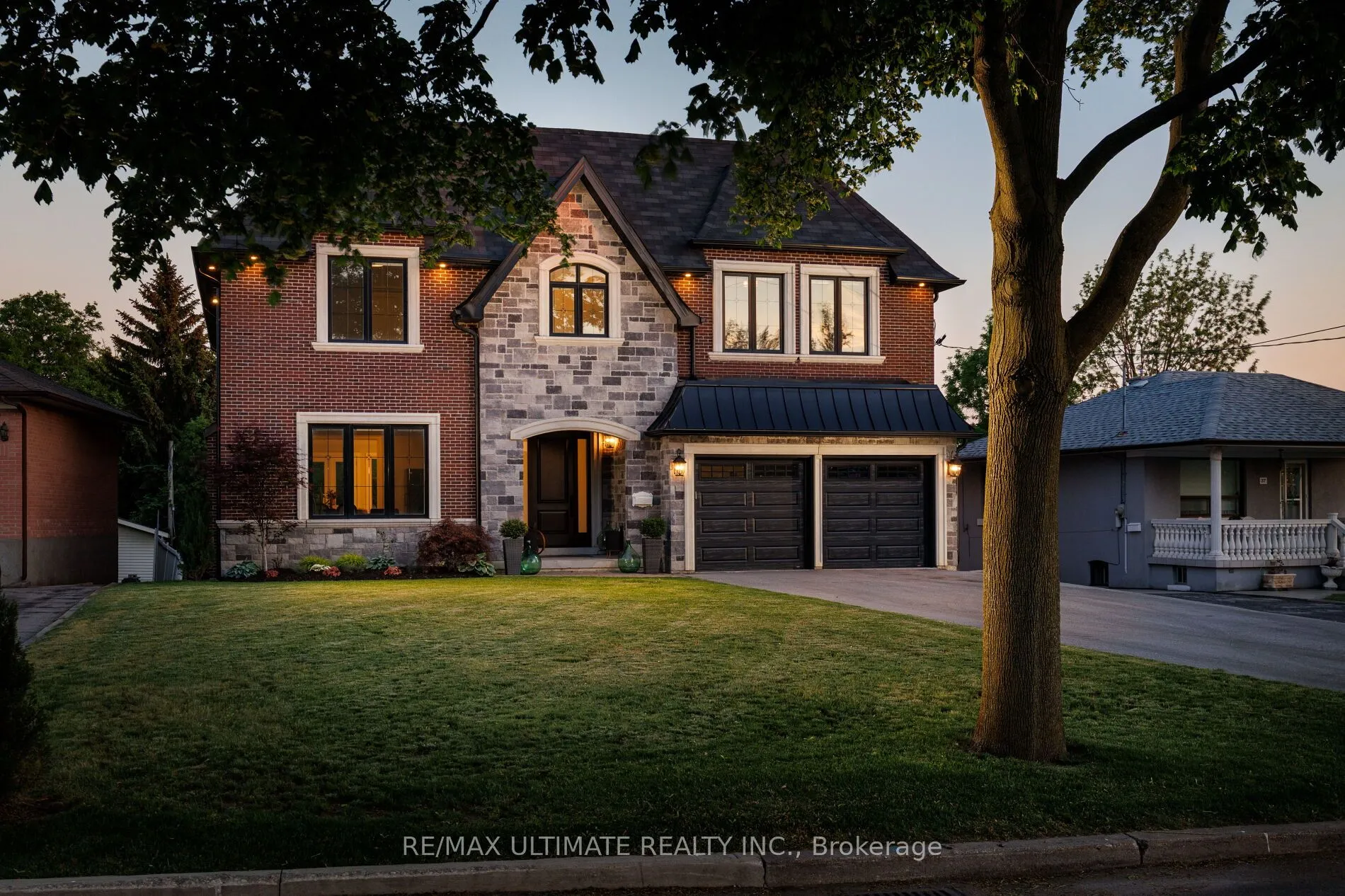 Detached Home For Sale | W13432832