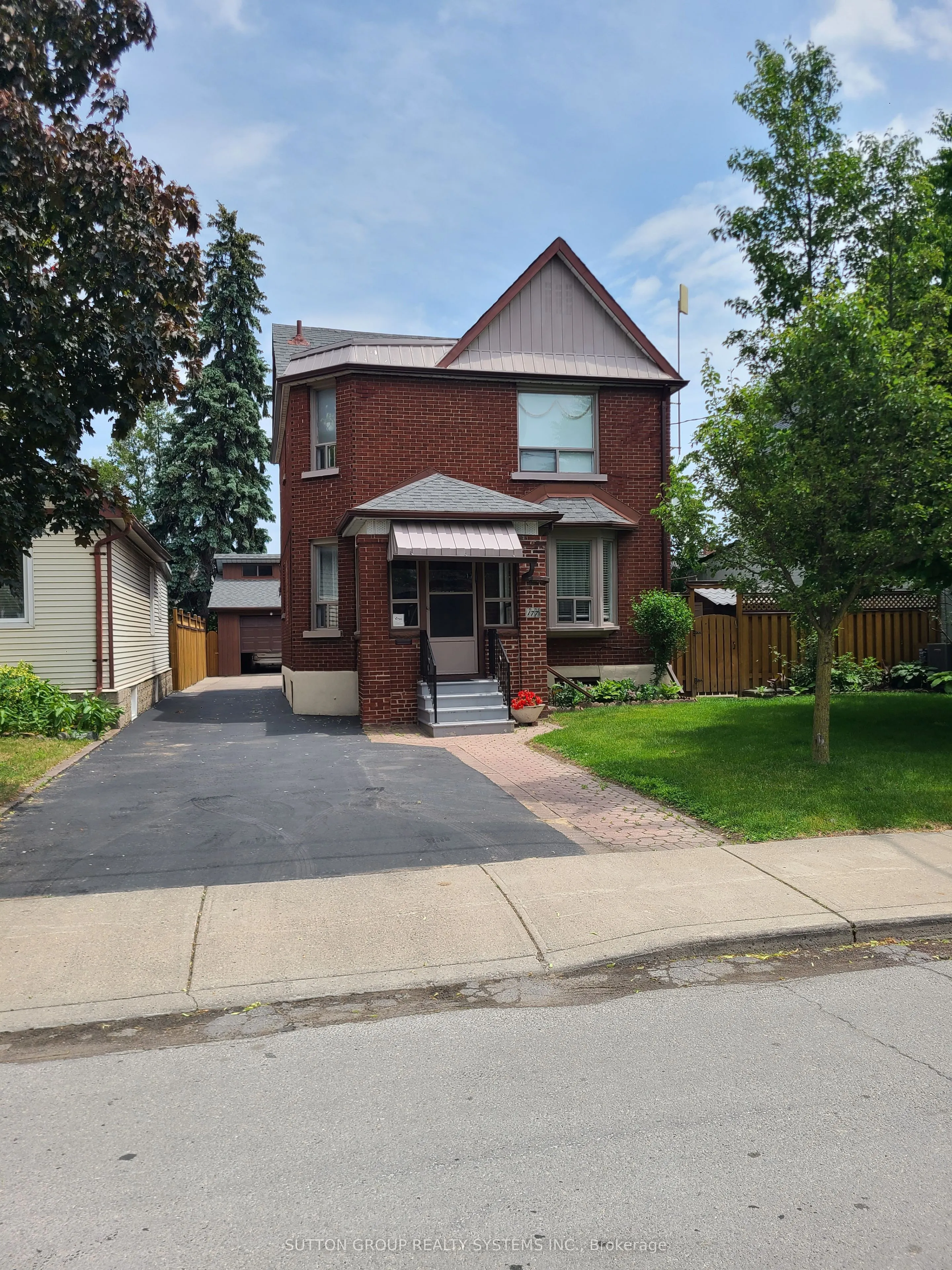 Duplex For Lease | W13438610
