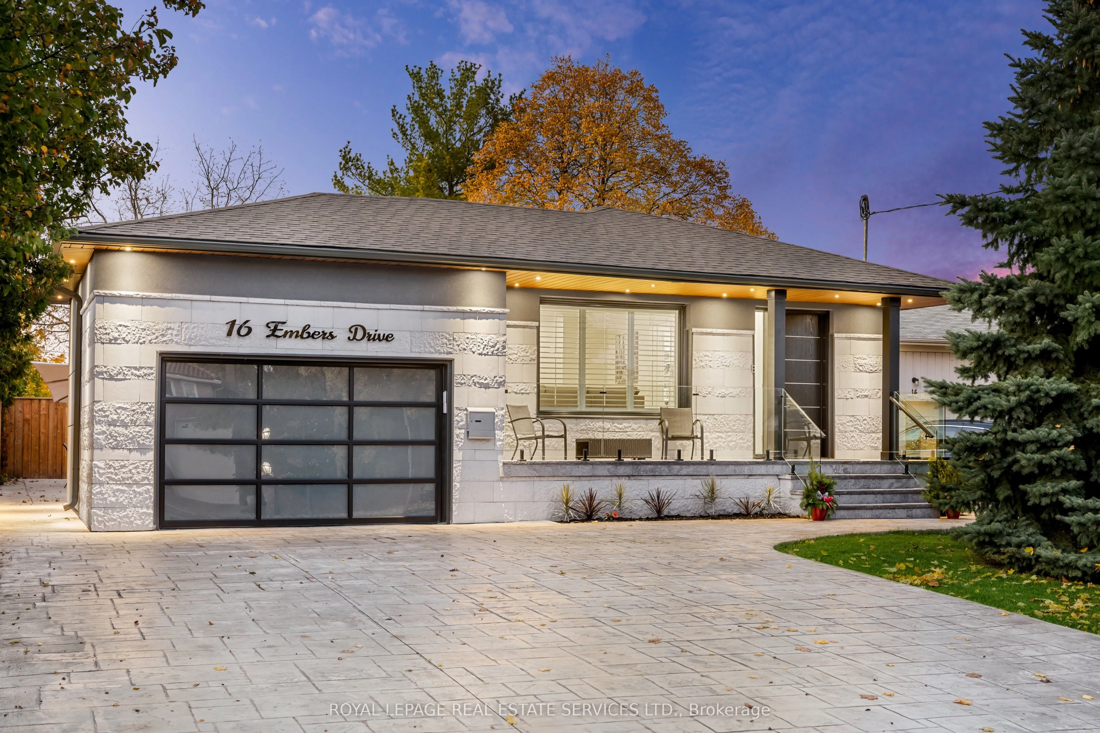 Detached Home For Lease | W13439566