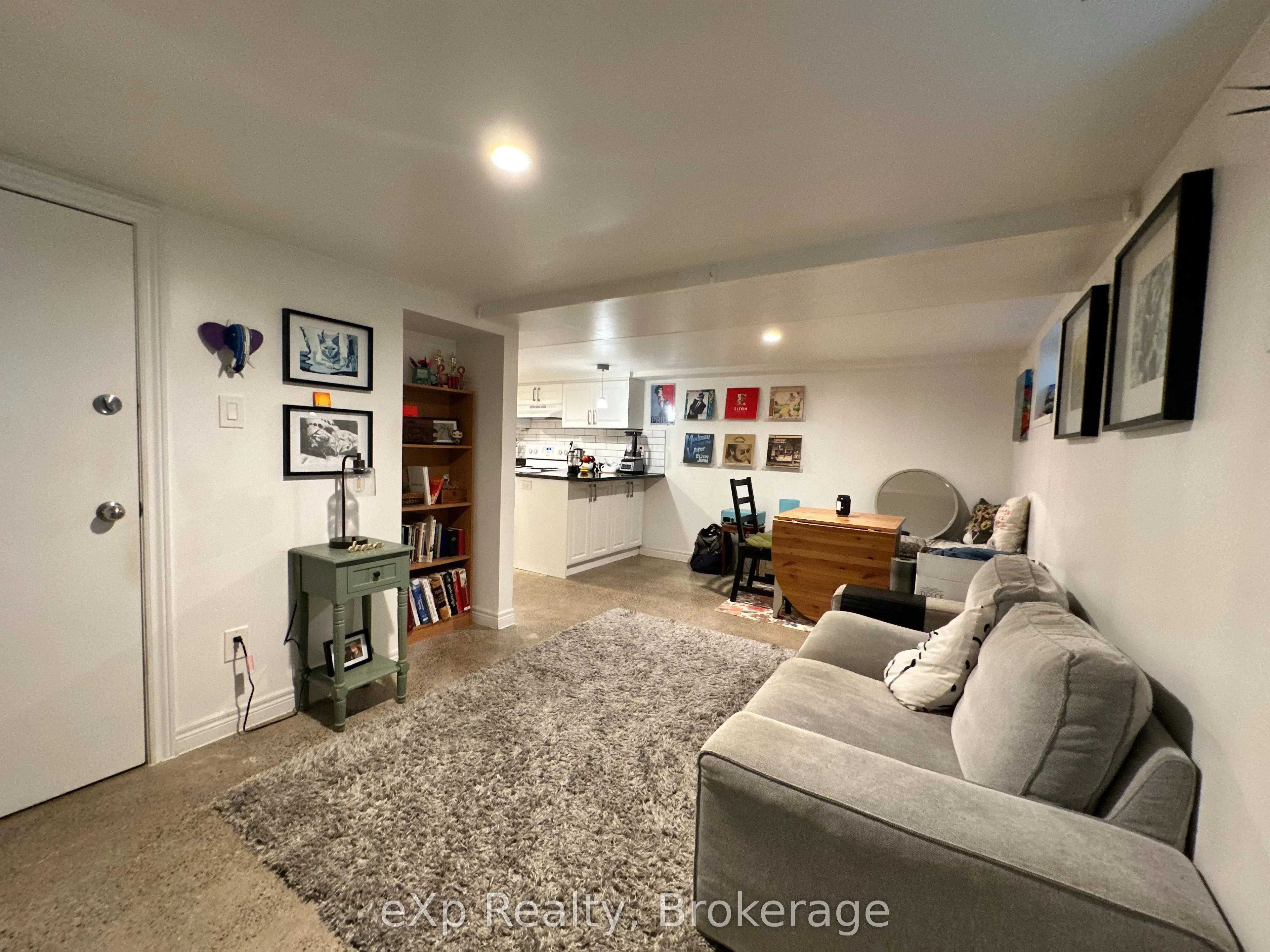 Duplex For Lease | W13442294