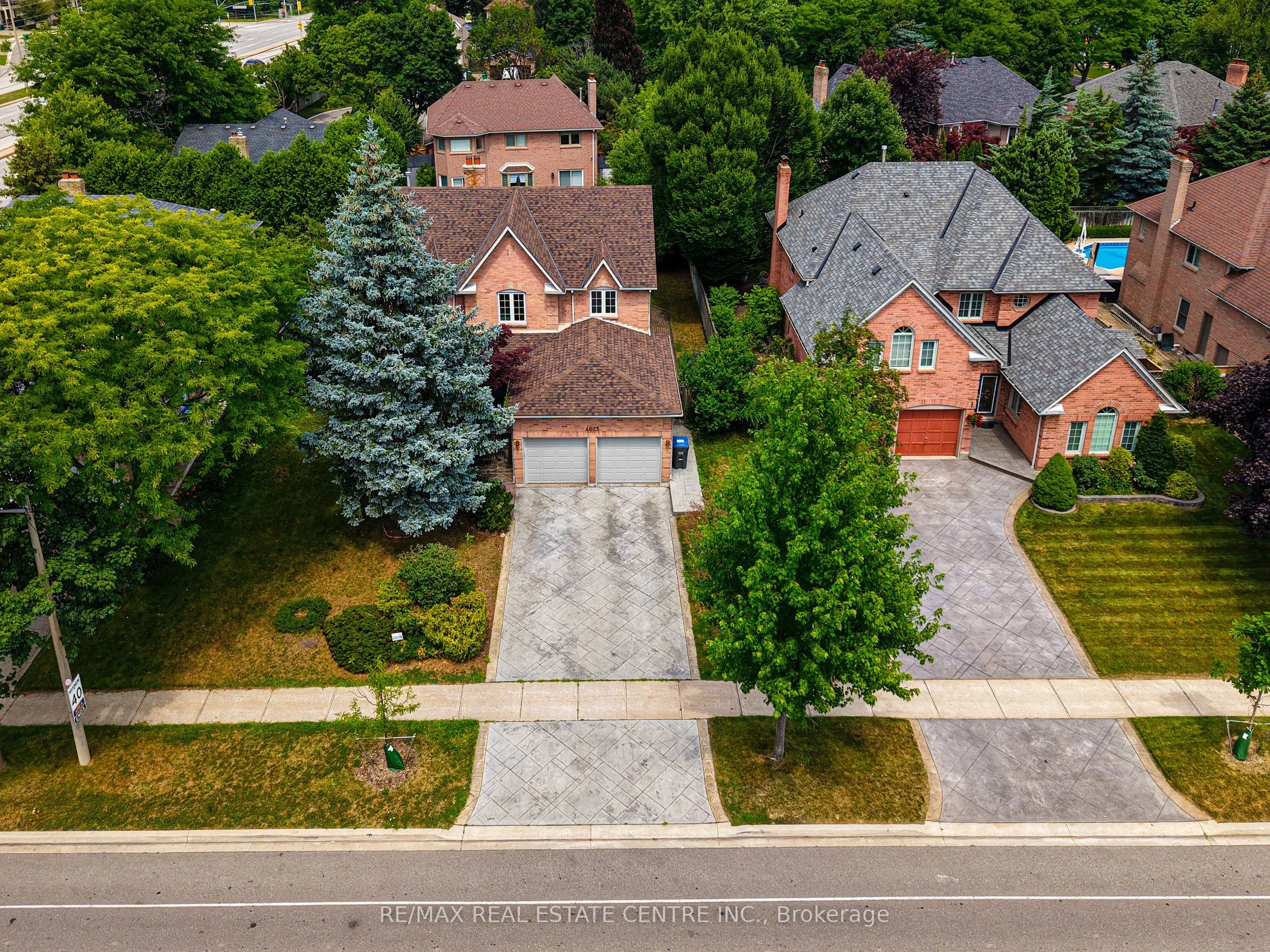 Detached Home For Sale | W13442334