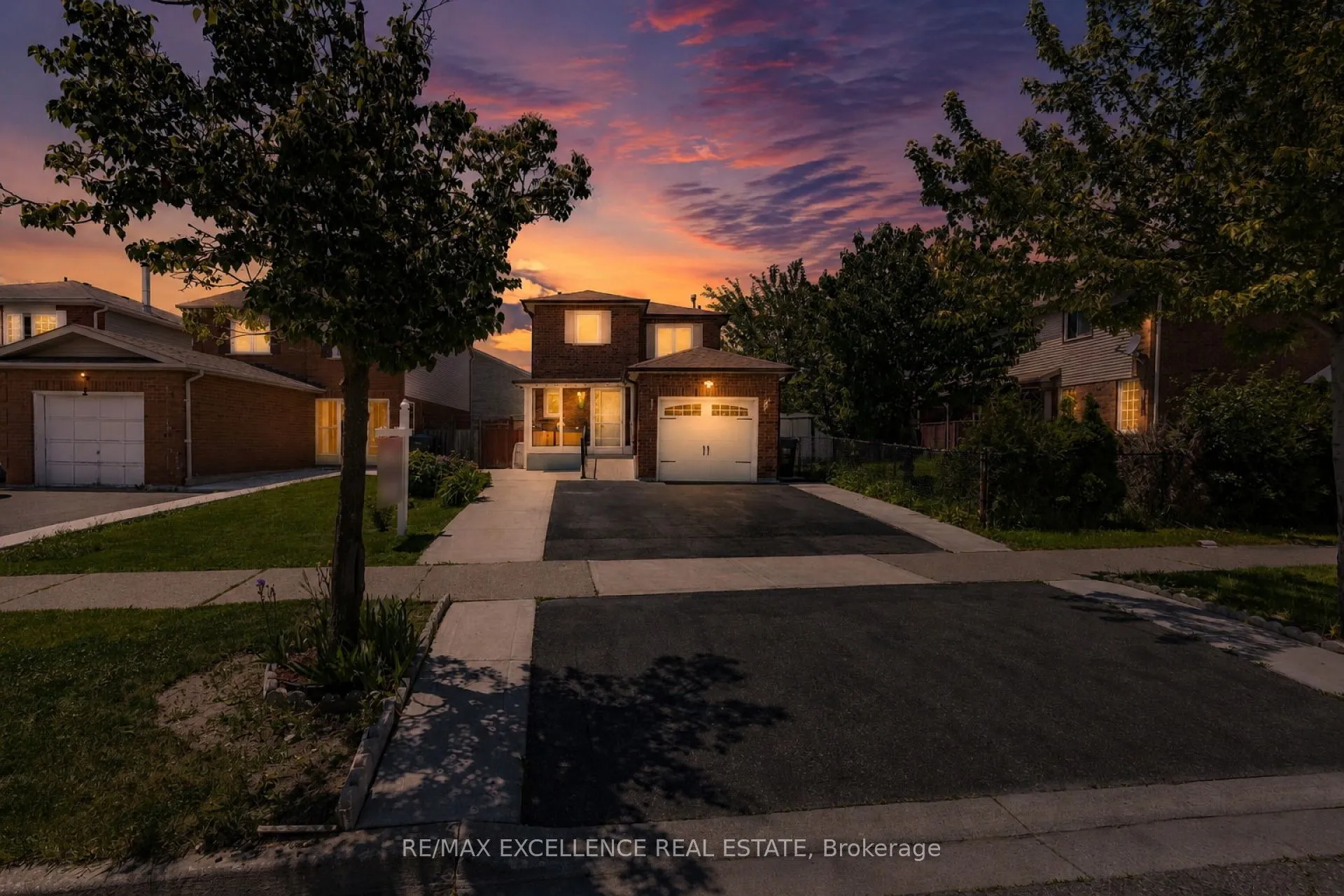 Detached Home For Sale | W13443366