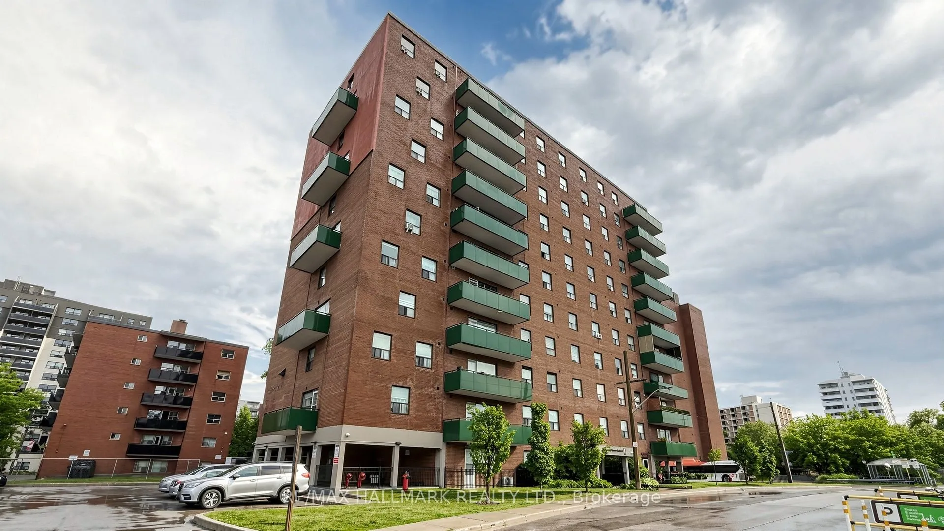Property For Sale | W13444876