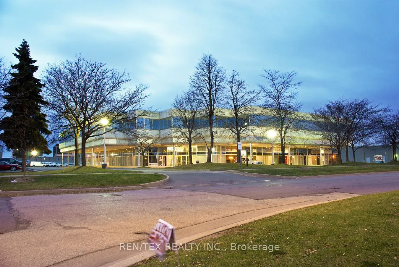 Office For Lease | W13445336