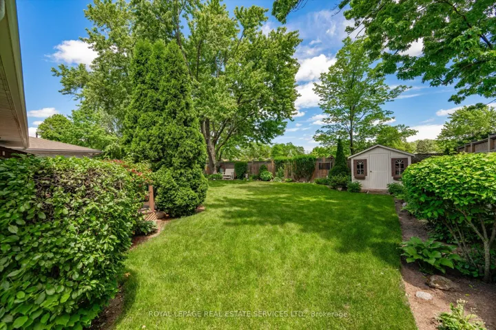 Private, Park-Like Oasis with No Rear Neighbours!