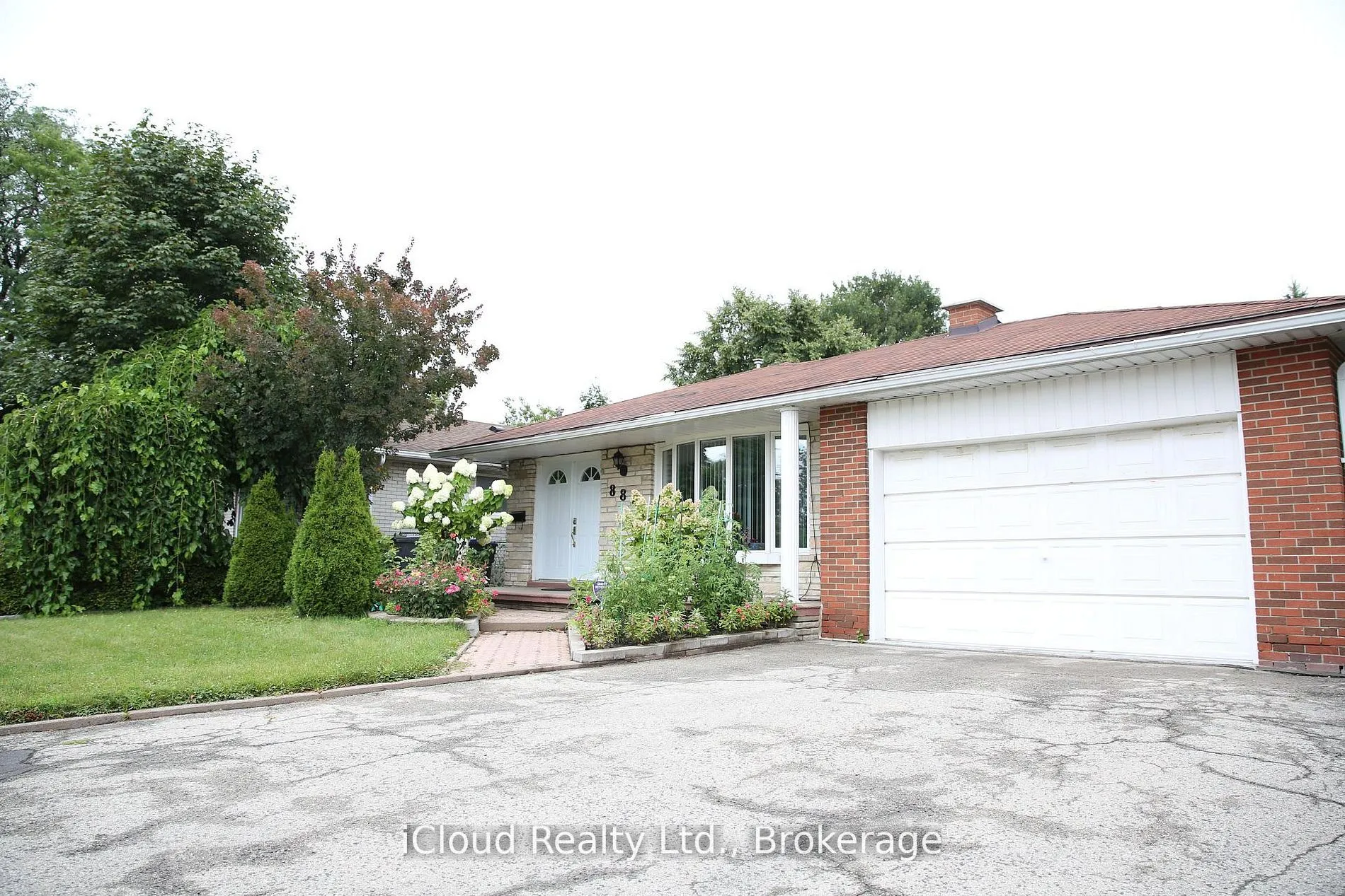 Detached Home For Sale | W13450844